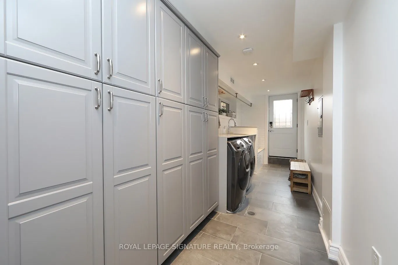 3 Keywell Court