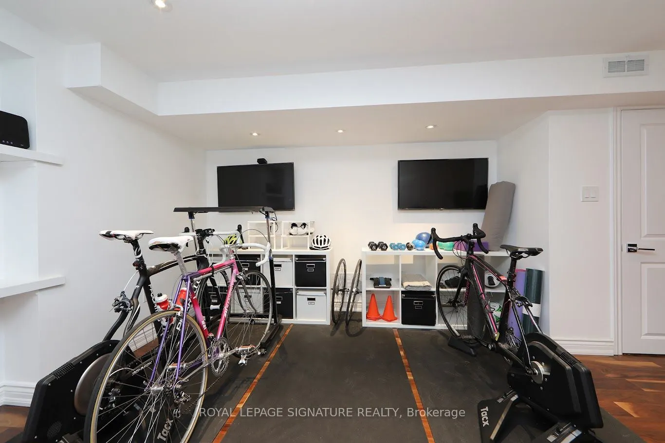 3 Keywell Court