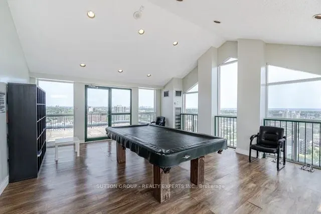 115 Hillcrest Avenue, #615