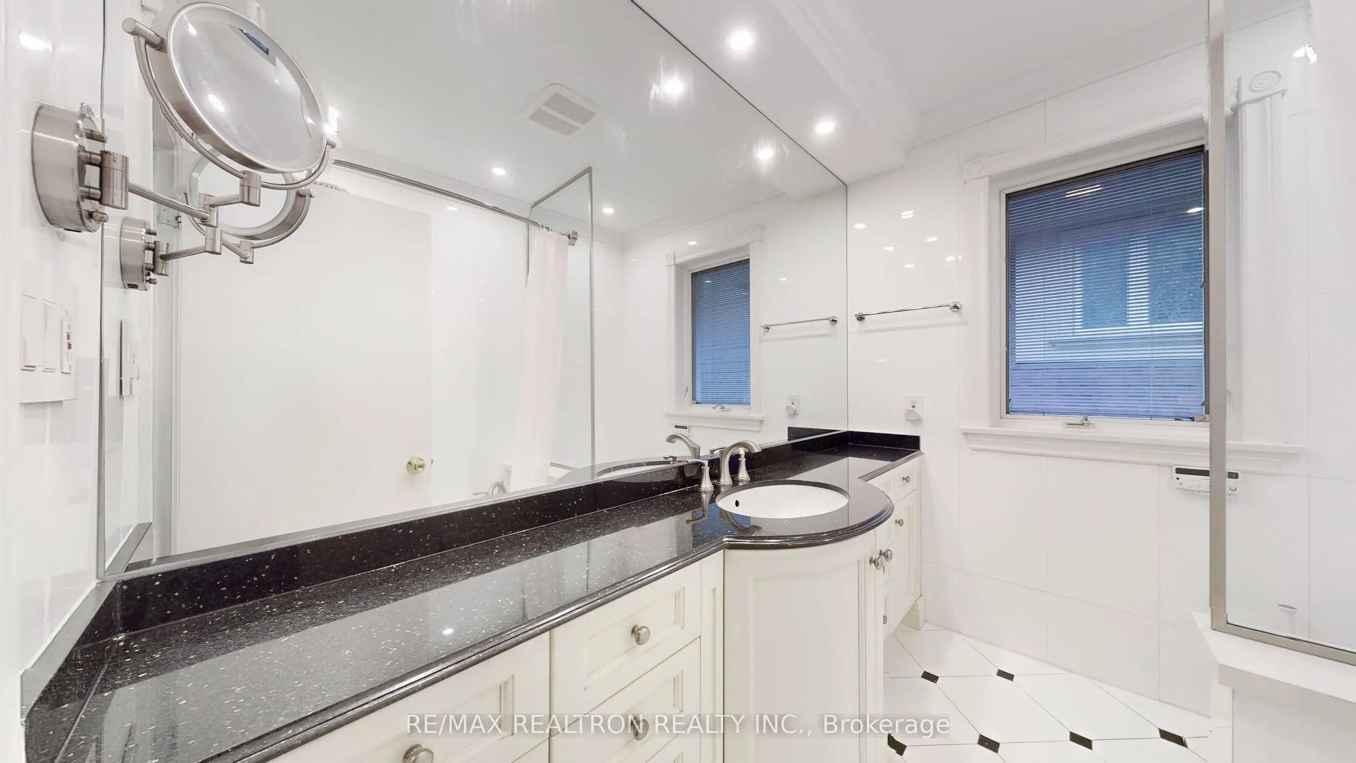 15 Edenbridge Drive