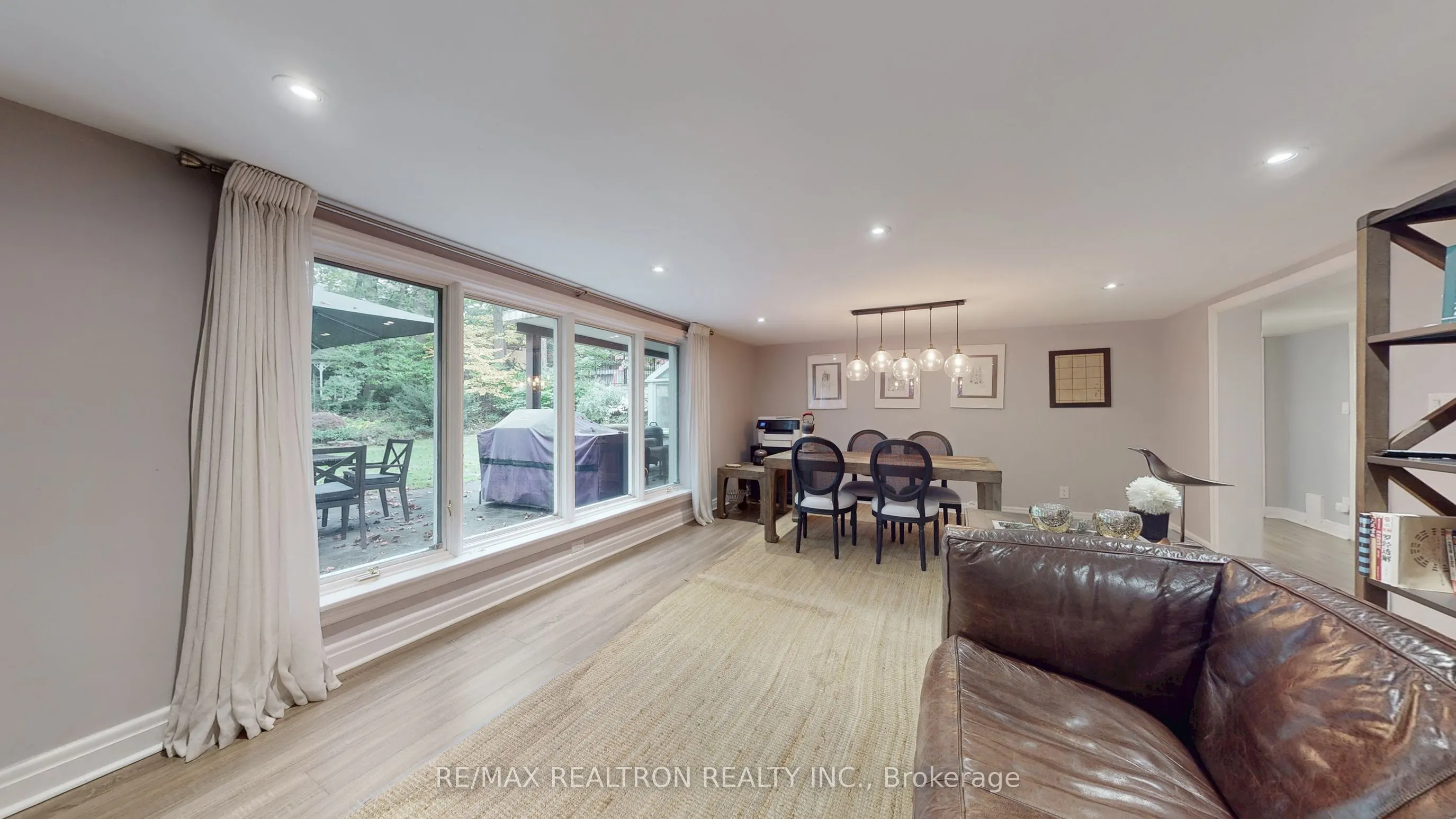 15 Edenbridge Drive