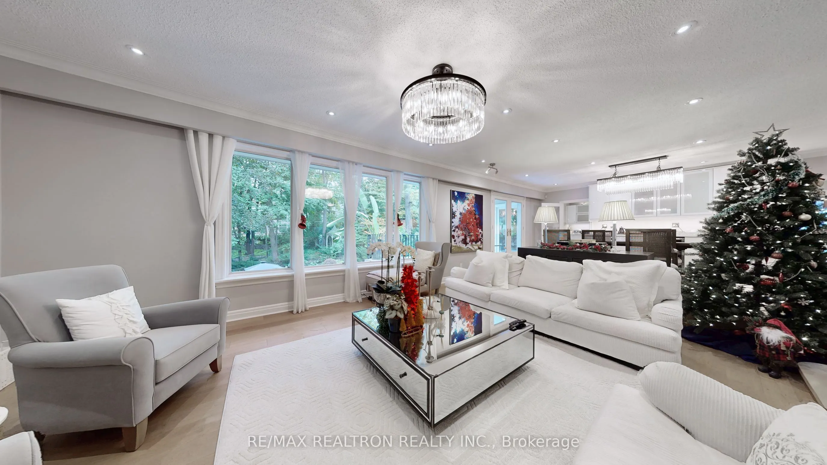 15 Edenbridge Drive