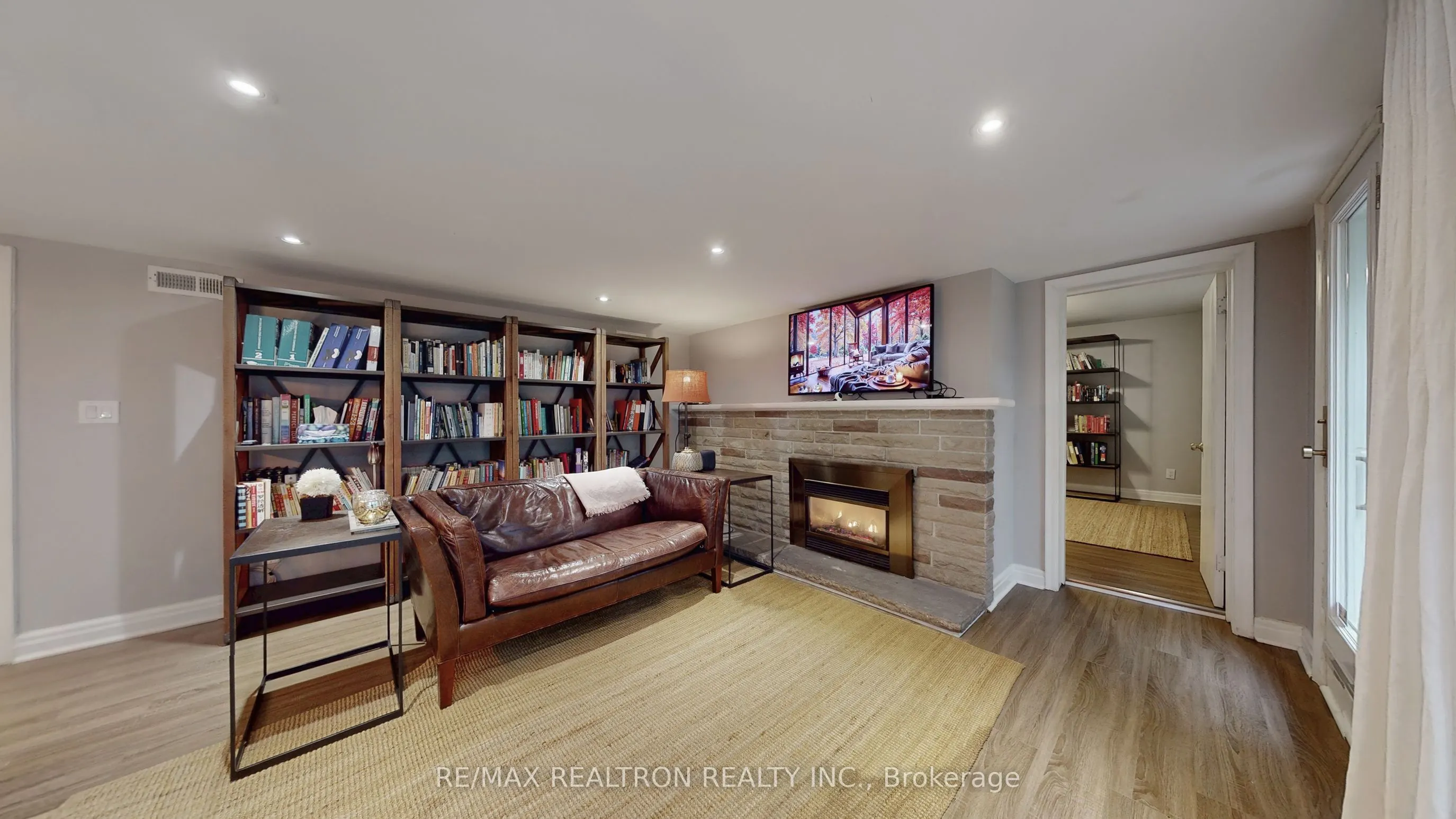 15 Edenbridge Drive