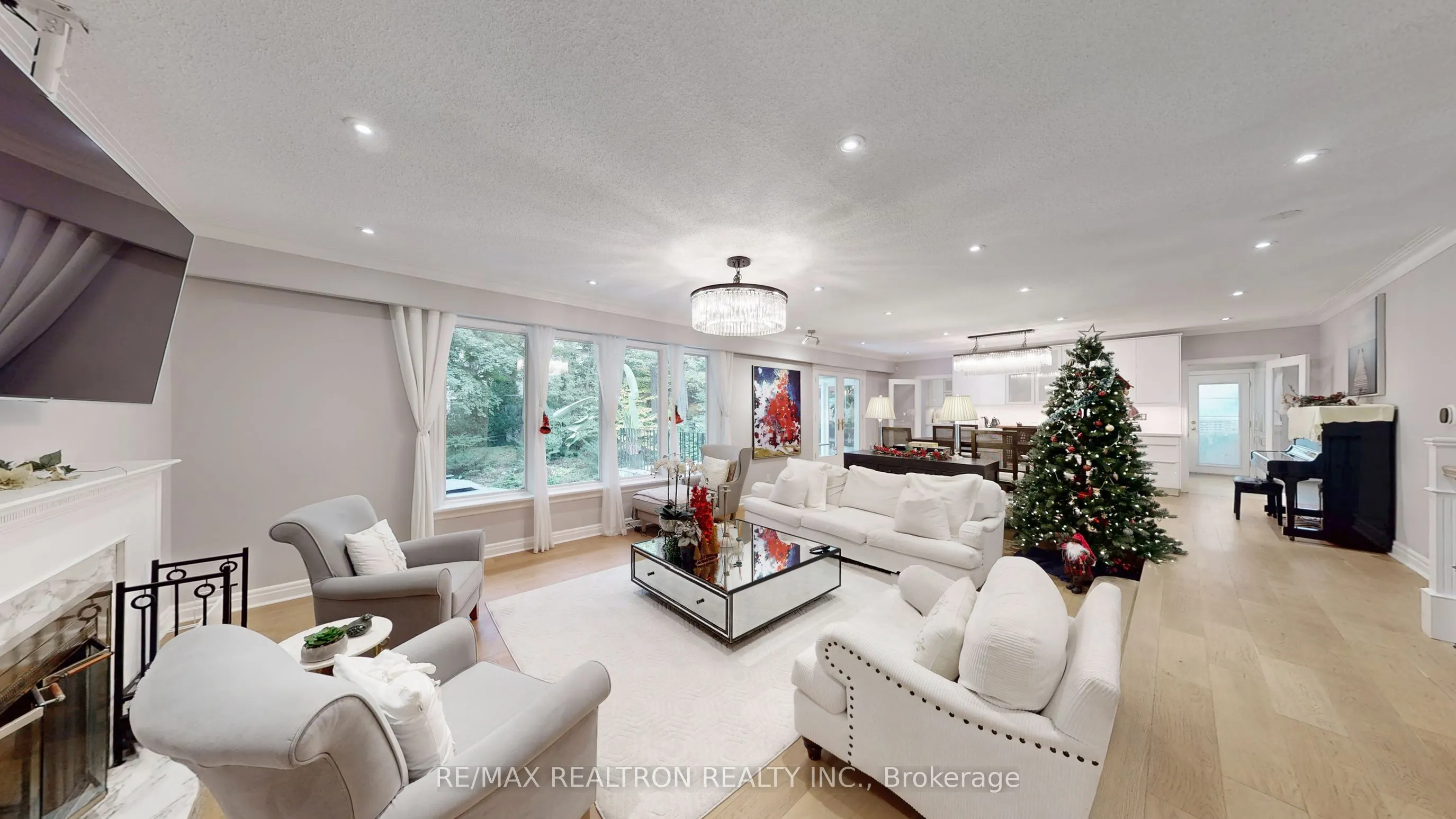 15 Edenbridge Drive