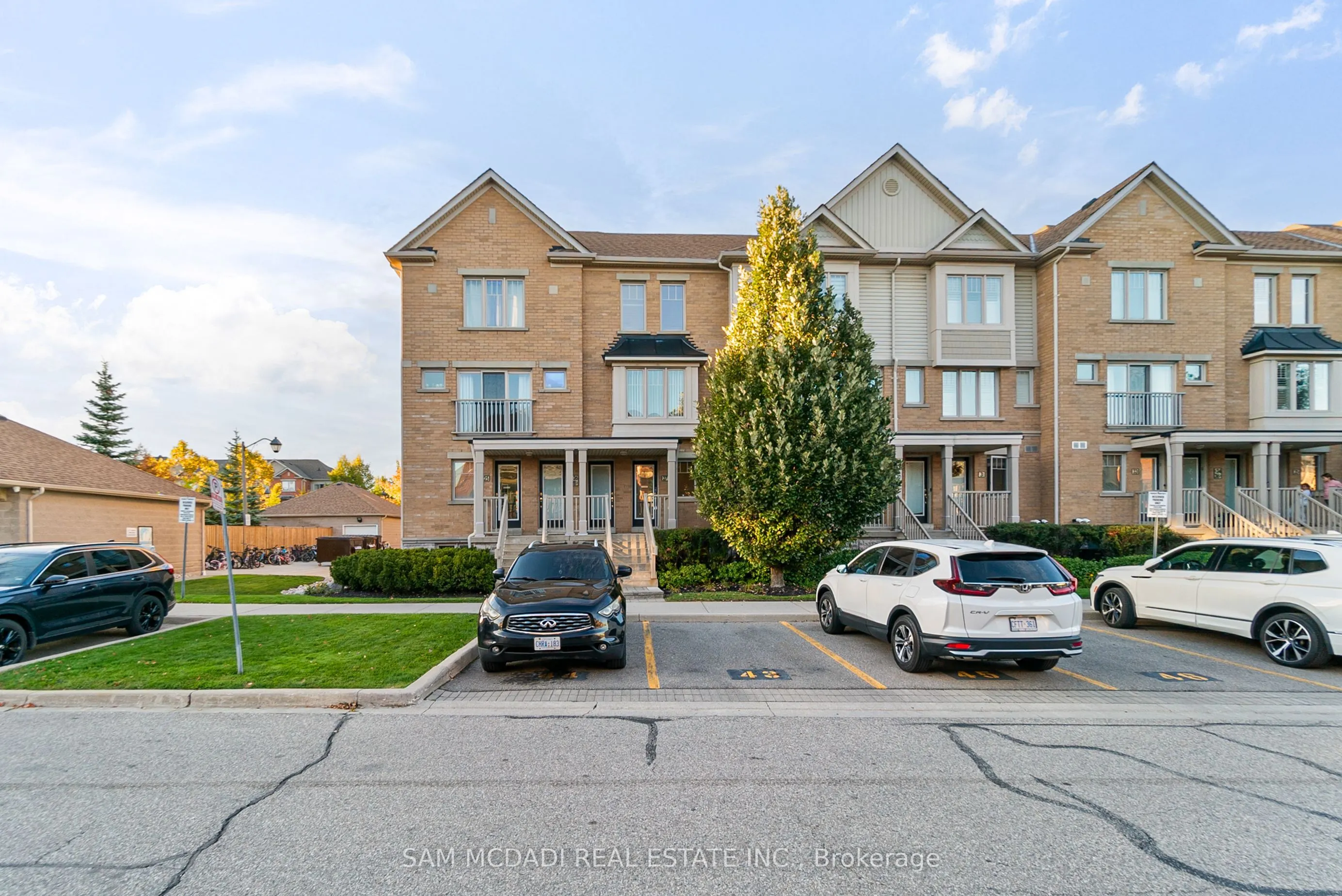 3250 Bentley Drive, #27