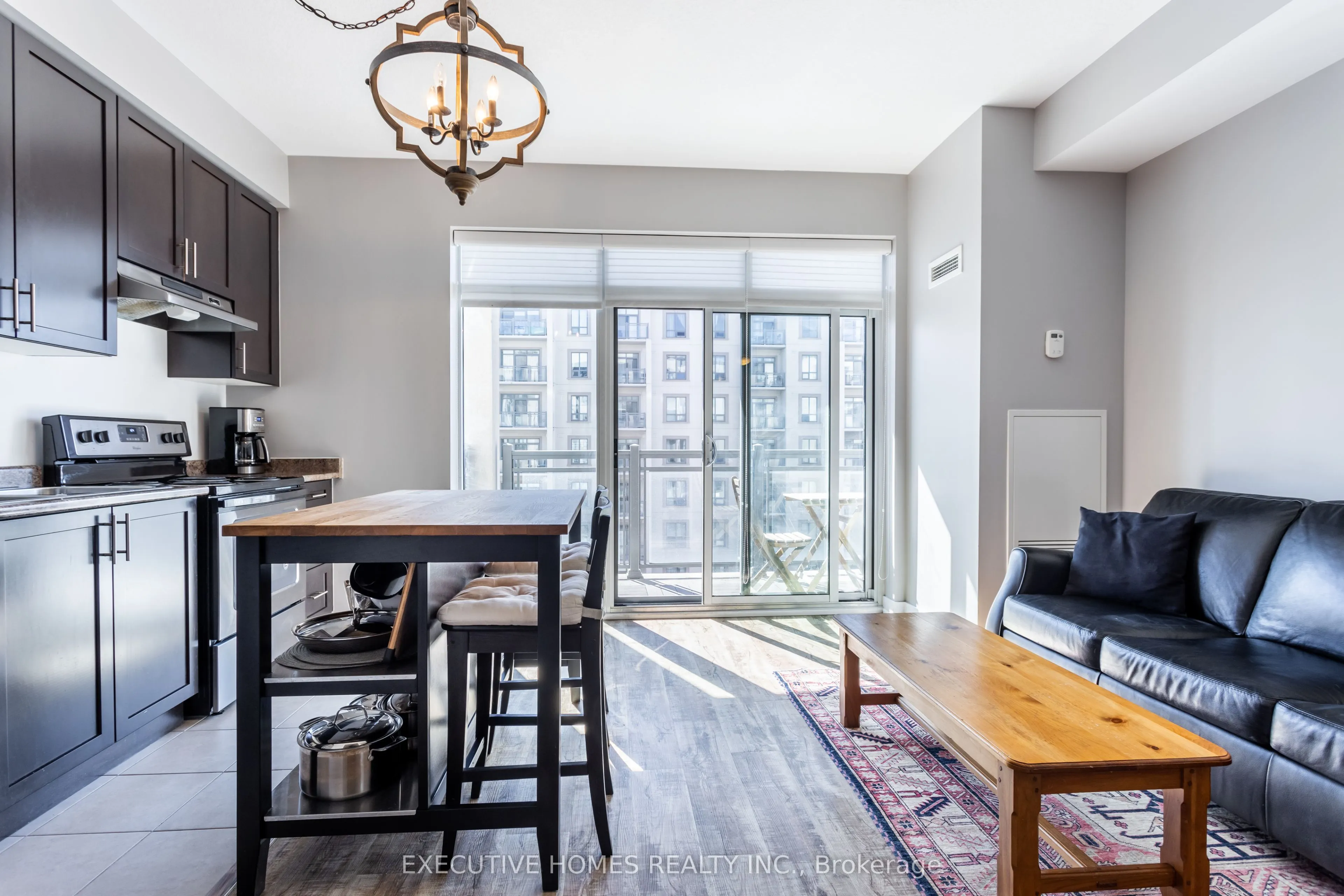 2486 Old Bronte Road, #501