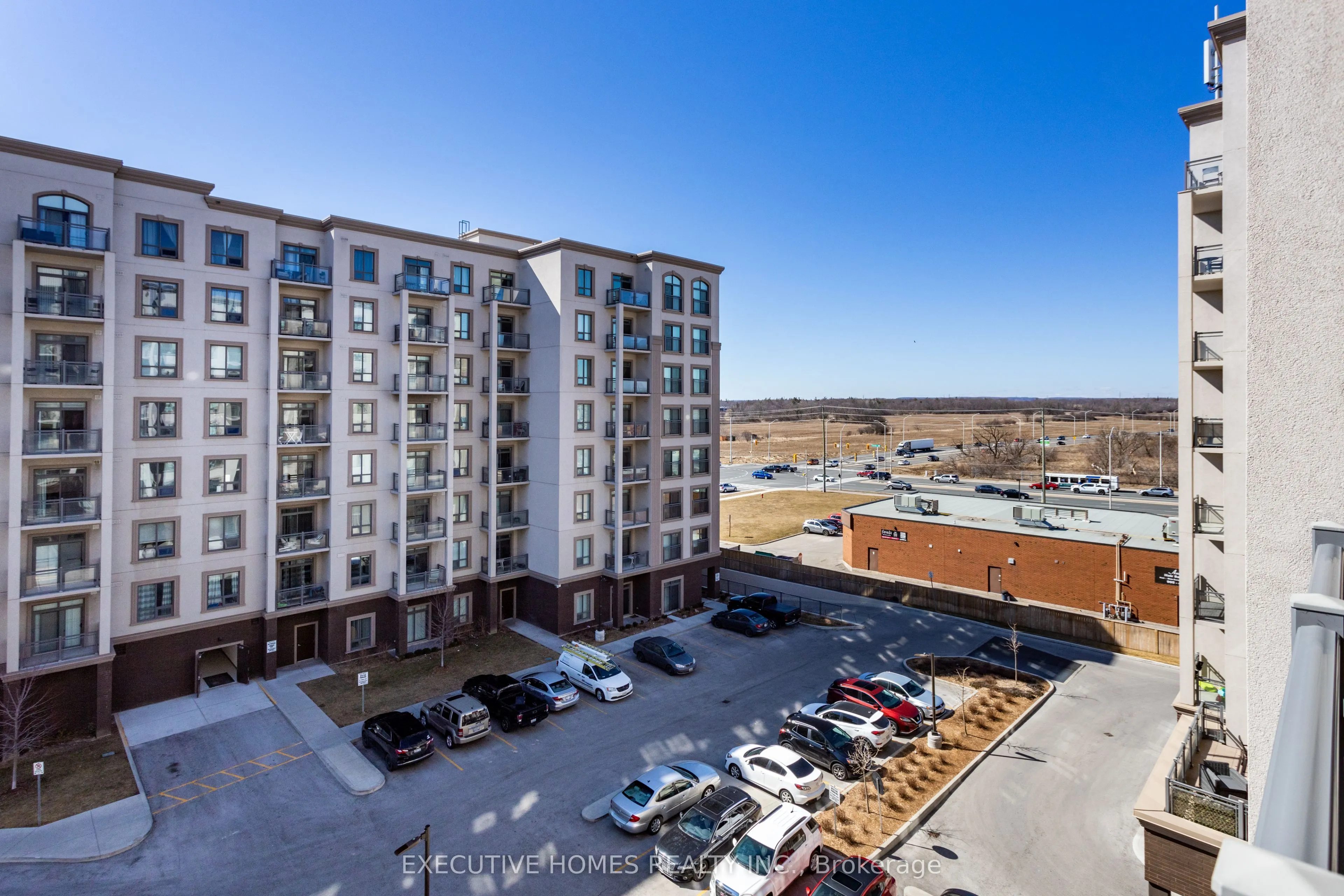 2486 Old Bronte Road, #501