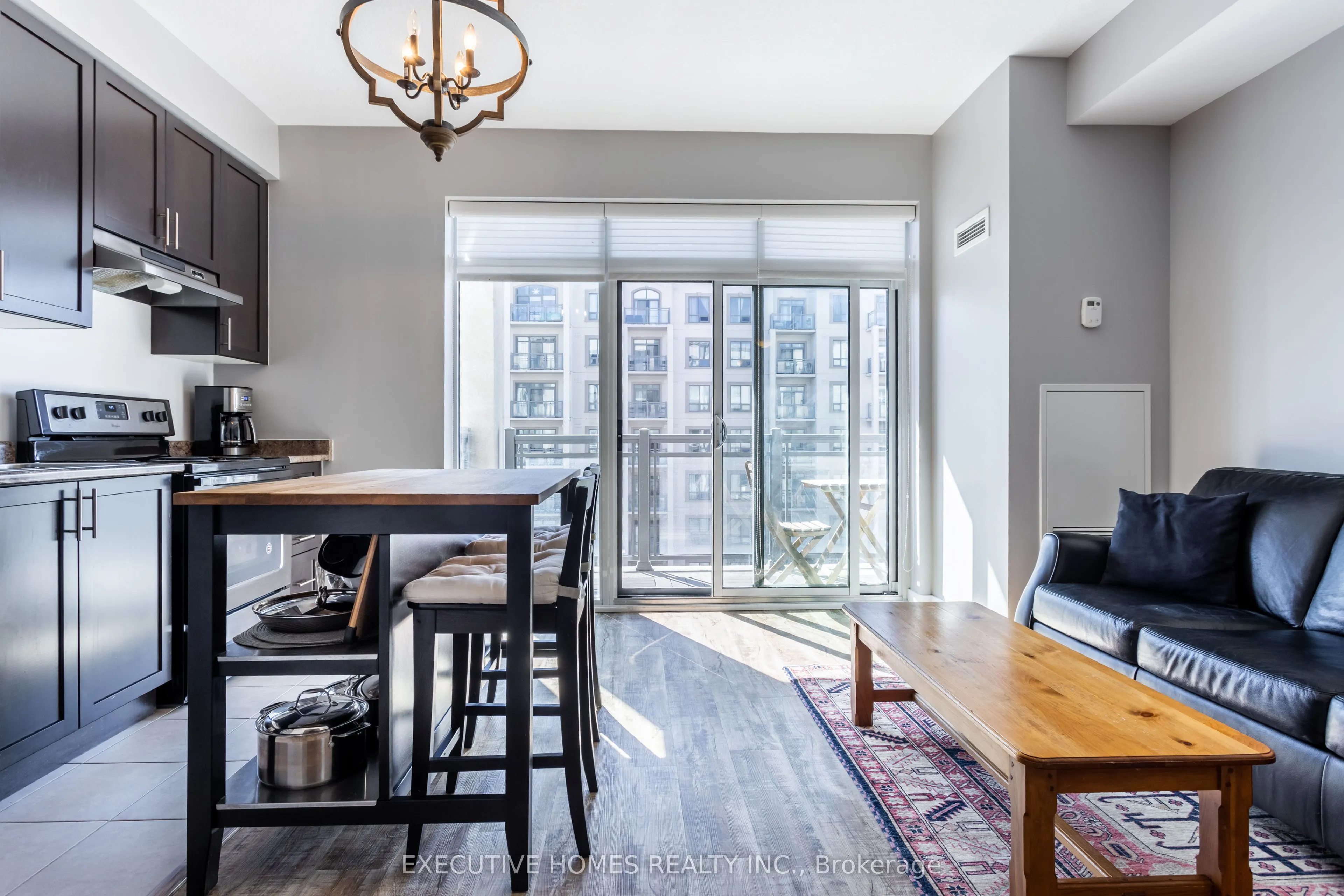 2486 Old Bronte Road, #501