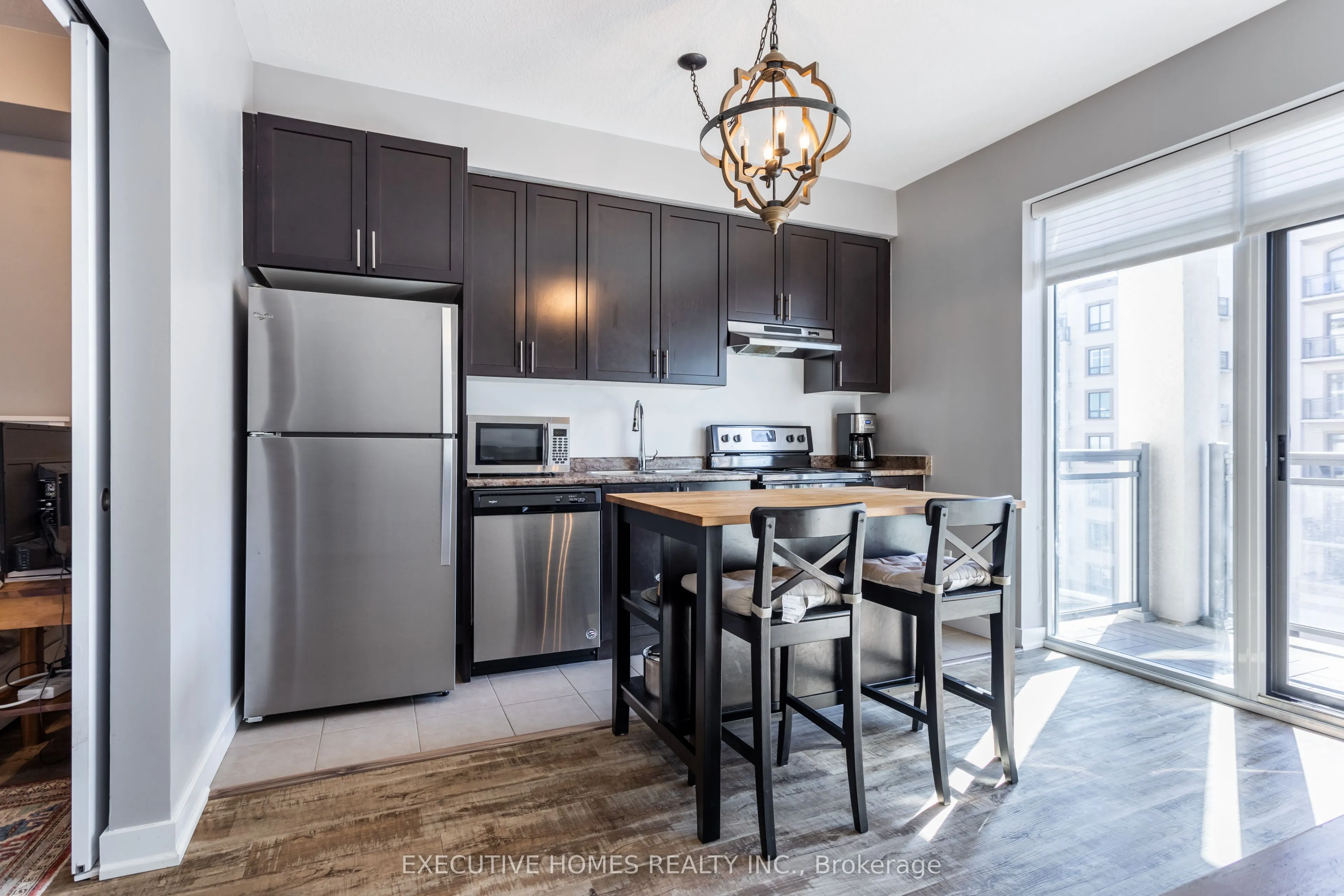2486 Old Bronte Road, #501