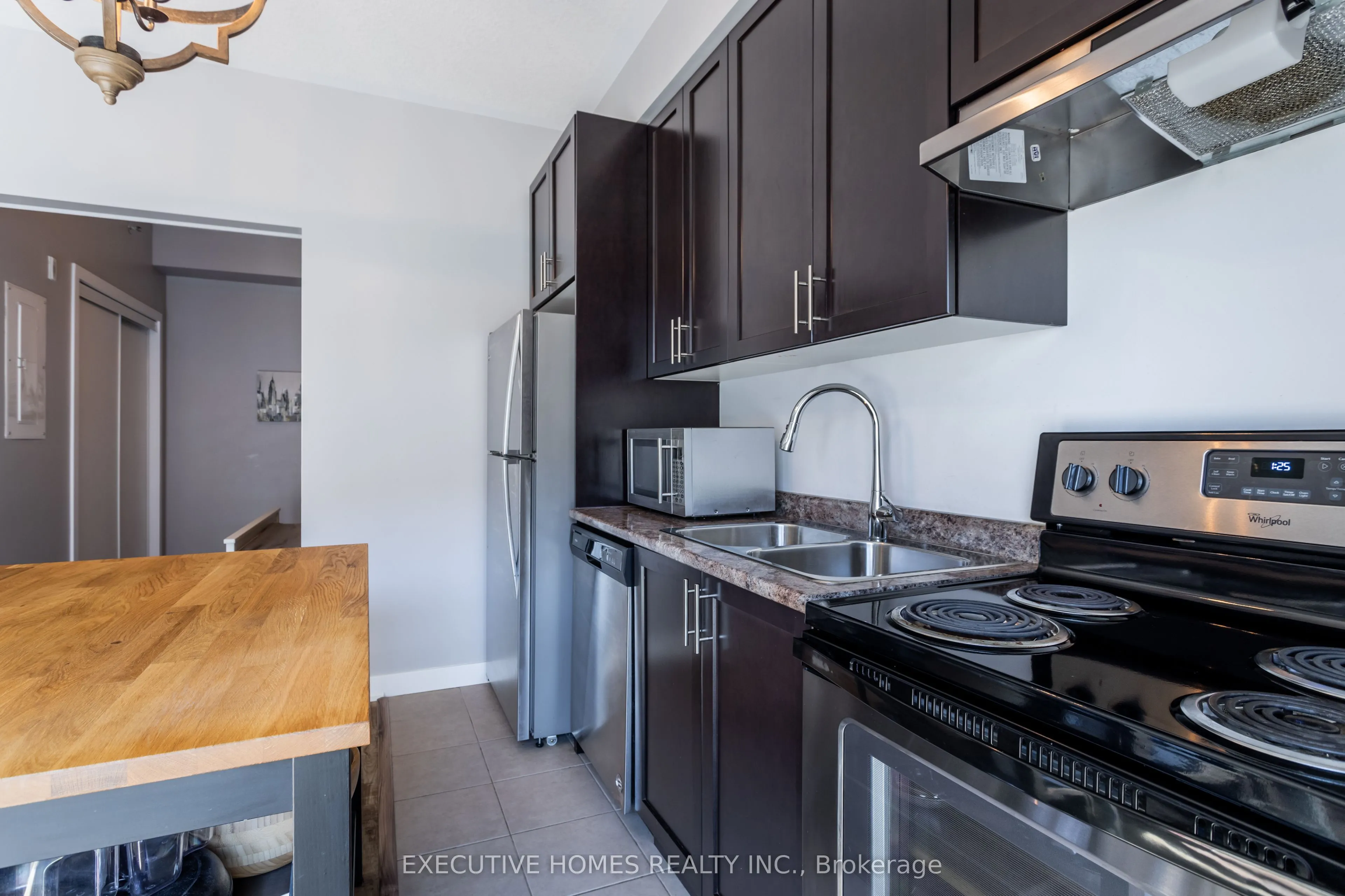 2486 Old Bronte Road, #501
