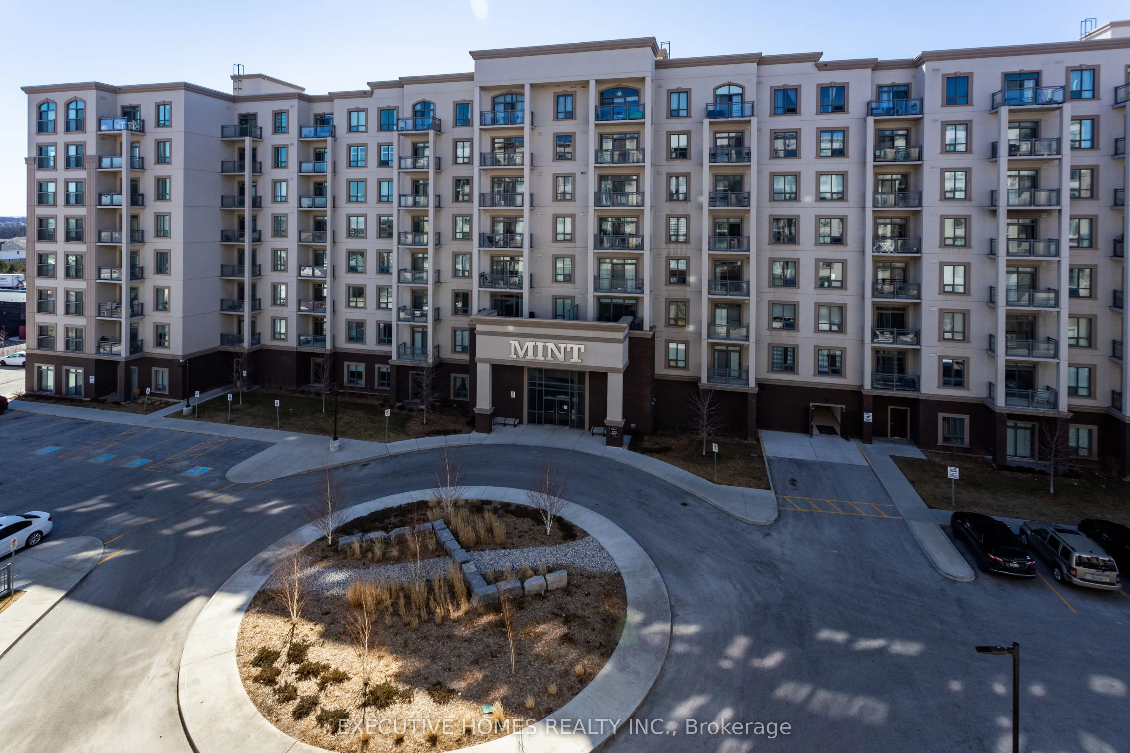 2486 Old Bronte Road, #501