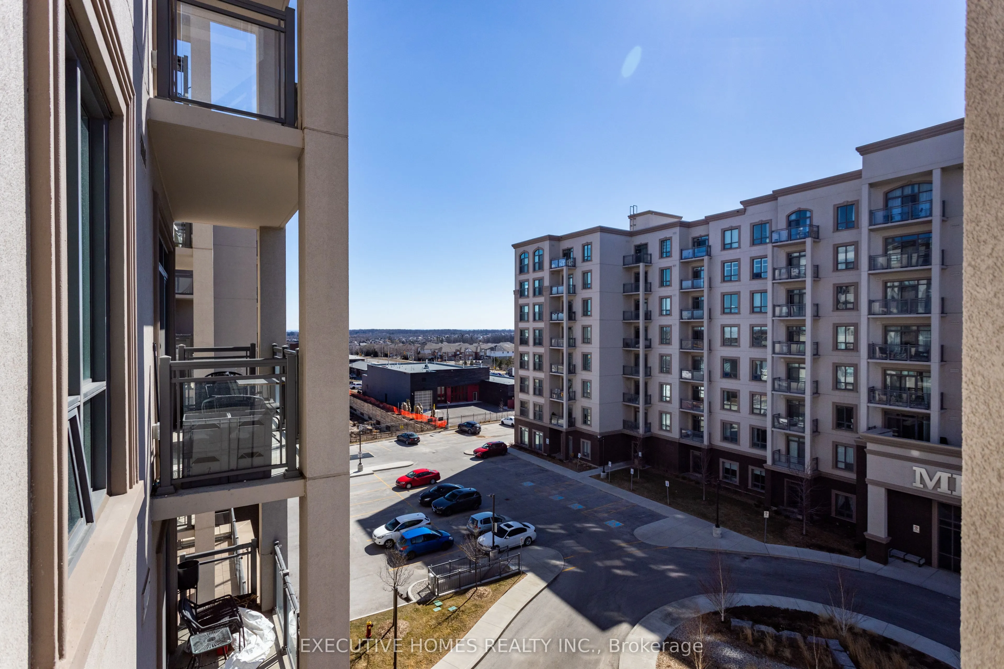2486 Old Bronte Road, #501