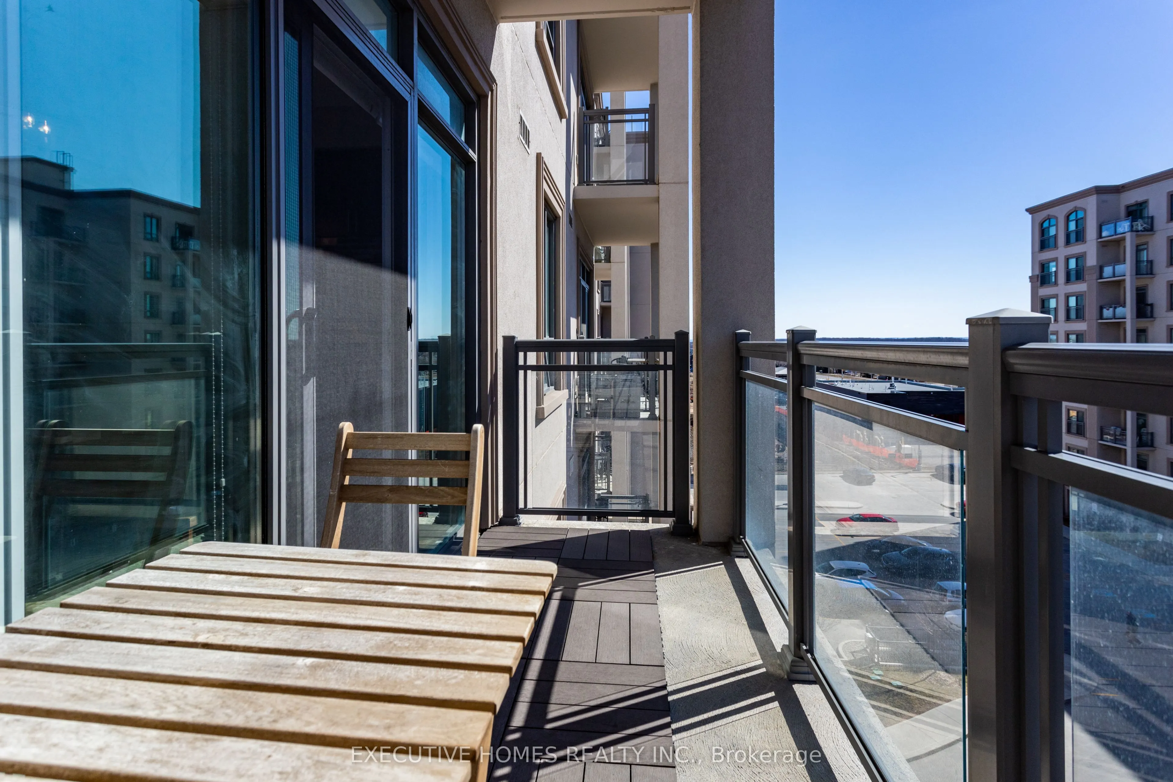 2486 Old Bronte Road, #501