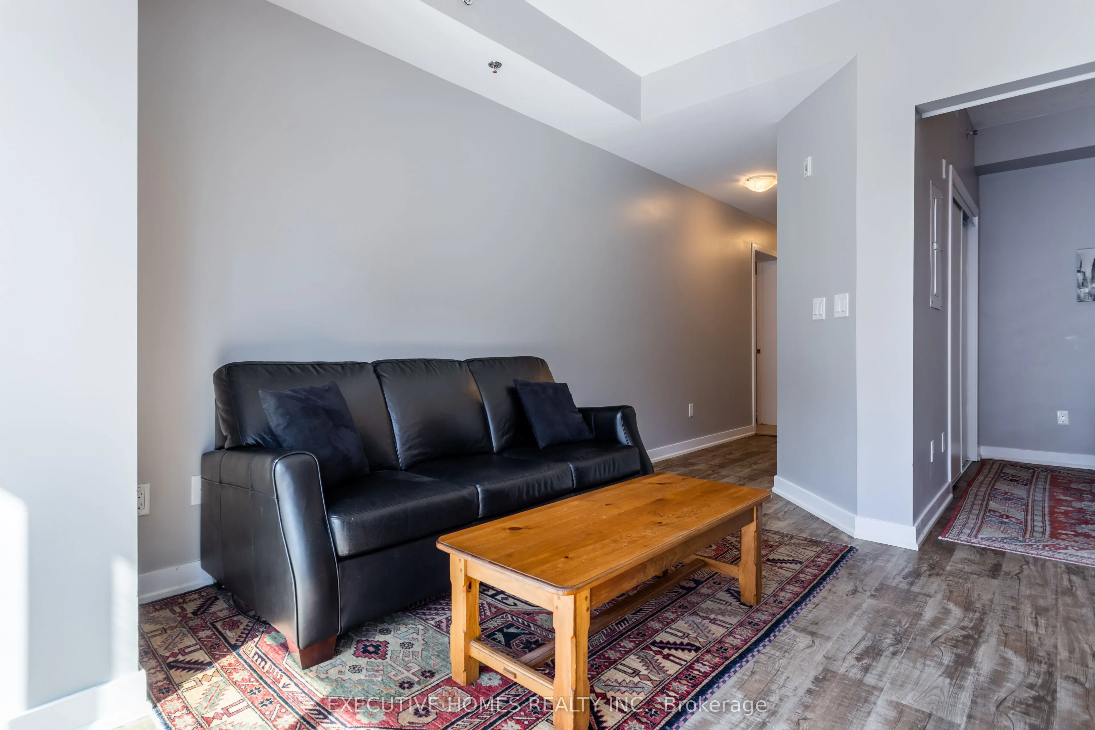 2486 Old Bronte Road, #501