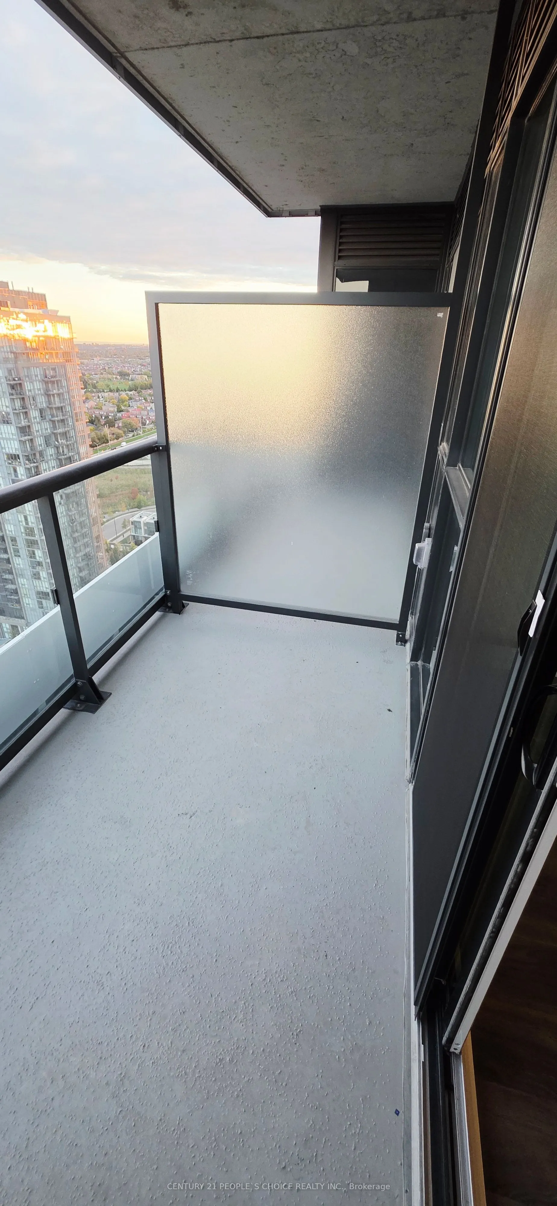 15 Watergarden Drive, #2402