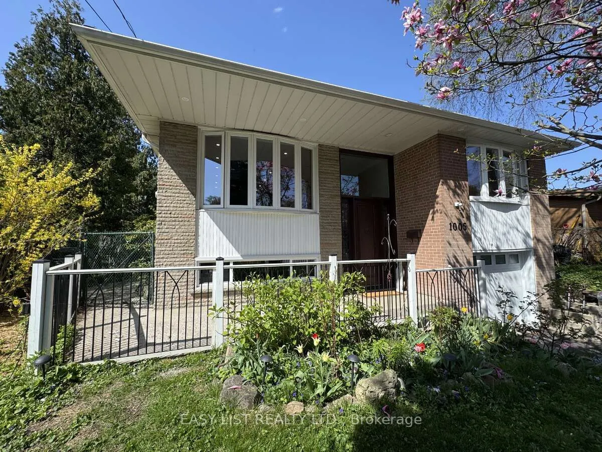 1005 Dormer Street