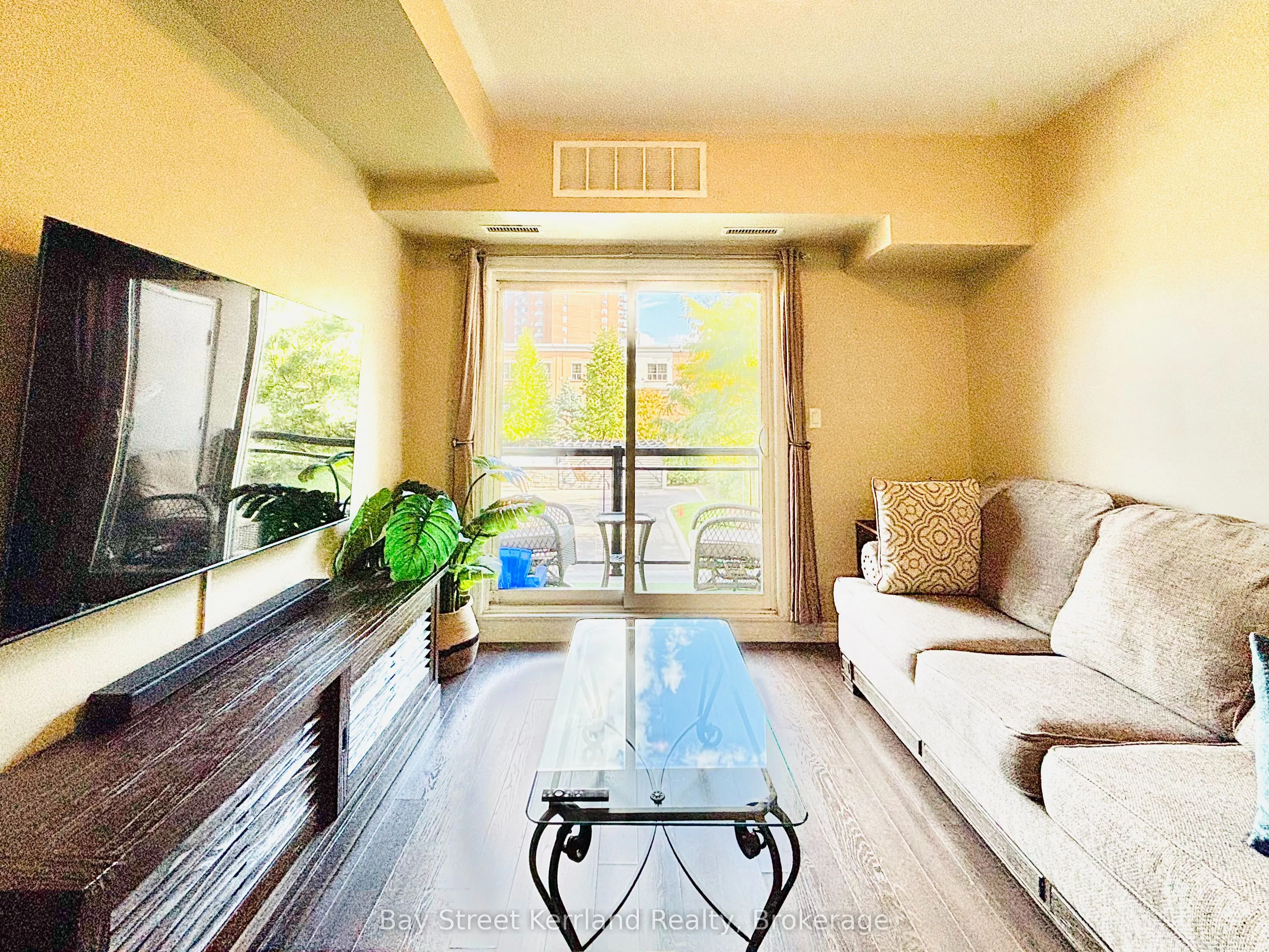 570 Lolita Gardens, #227