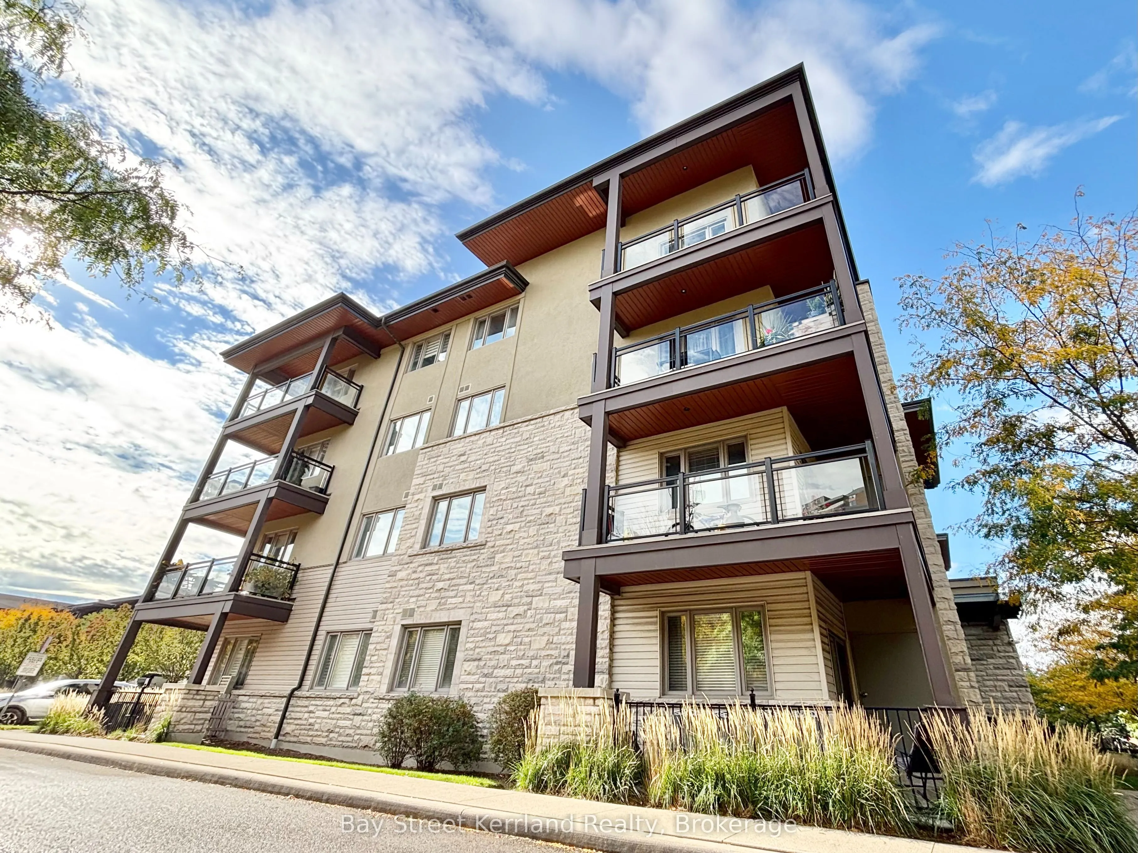 570 Lolita Gardens, #227