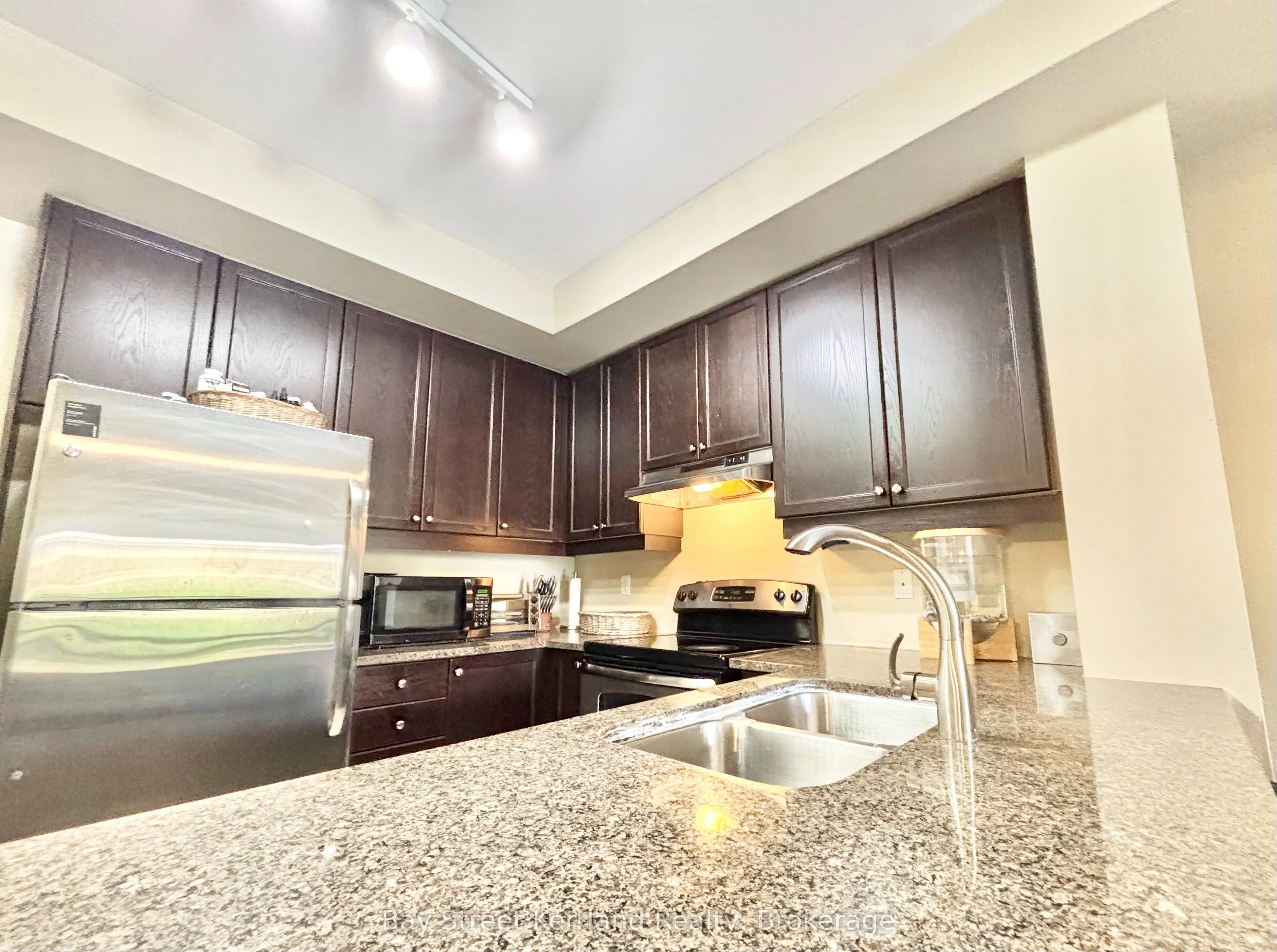 570 Lolita Gardens, #227