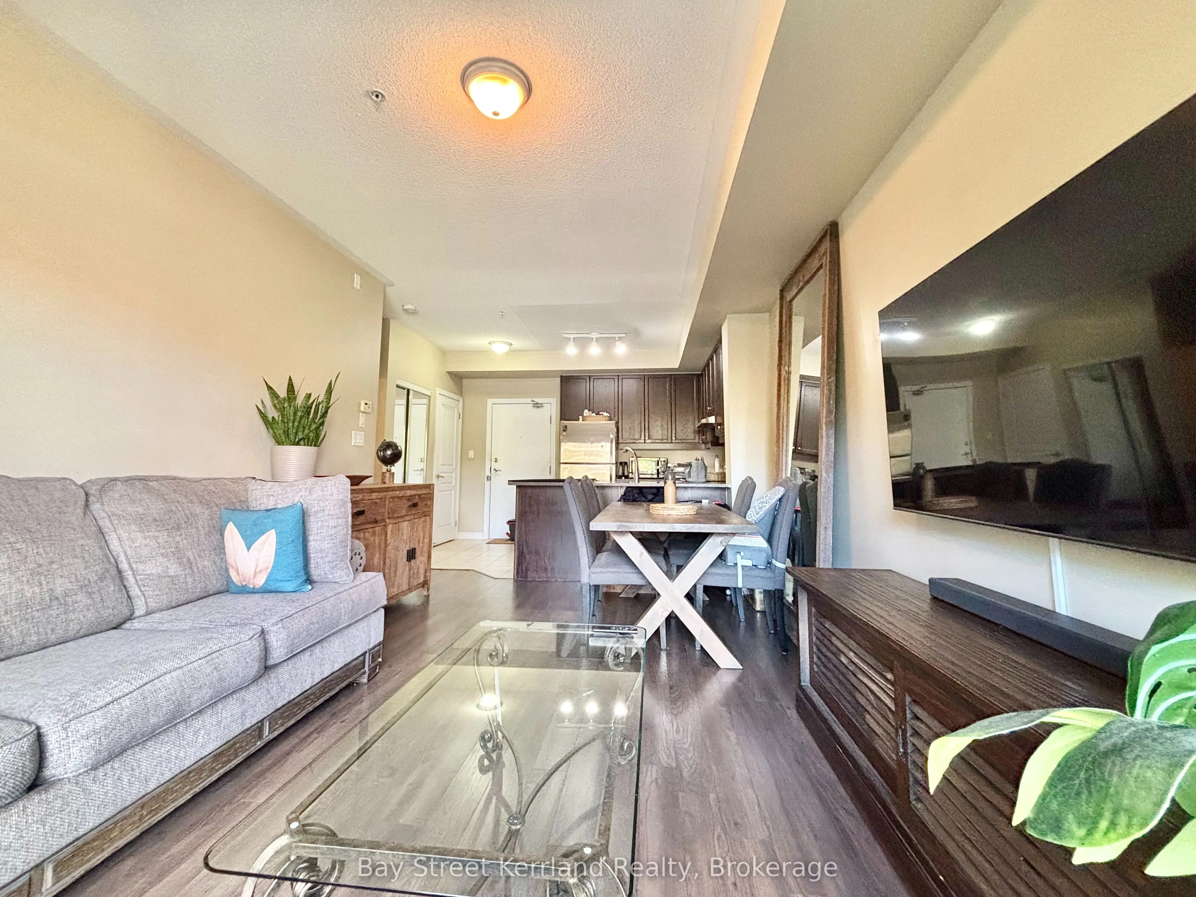 570 Lolita Gardens, #227