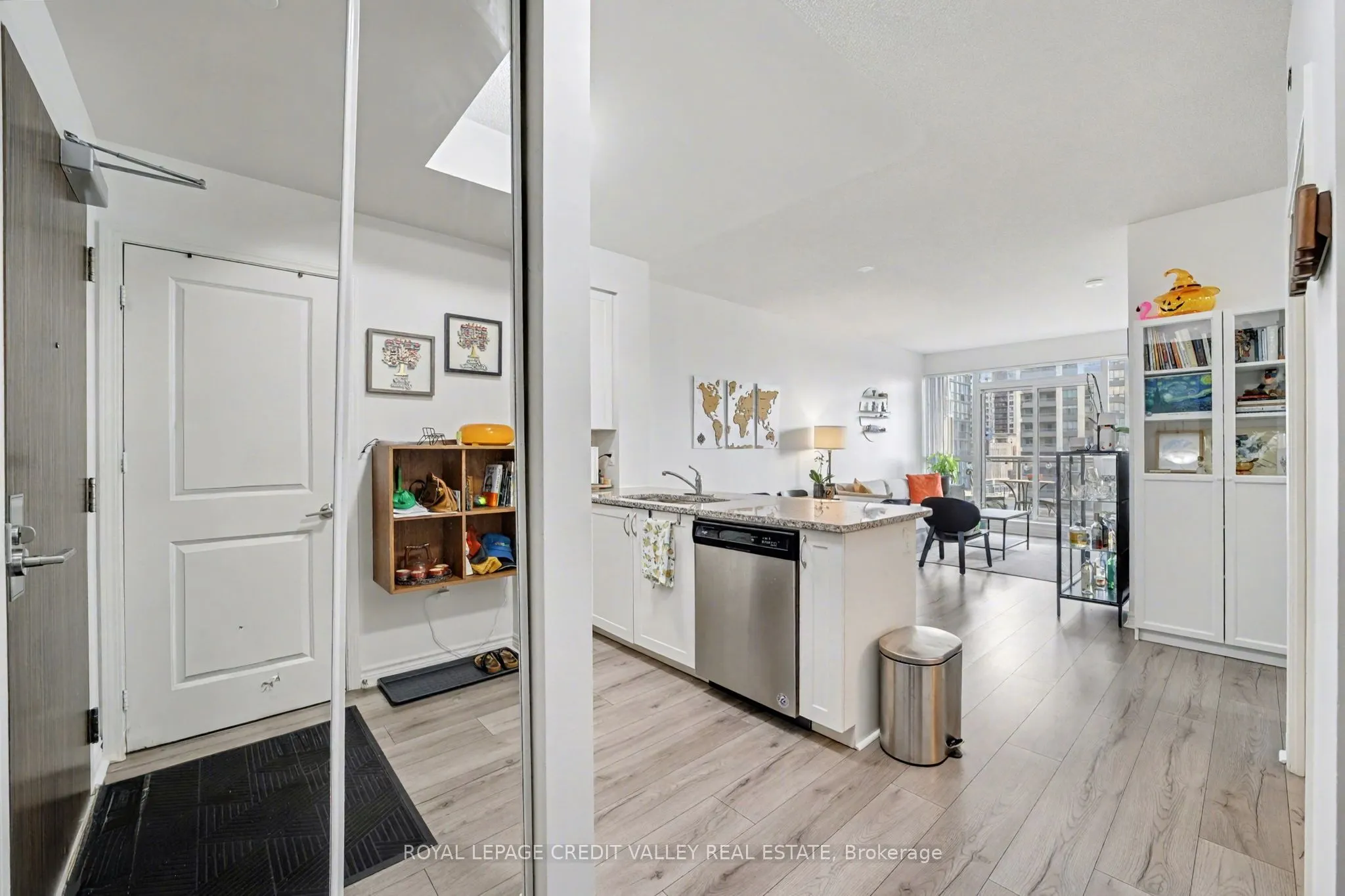 349 Rathburn Road, #709