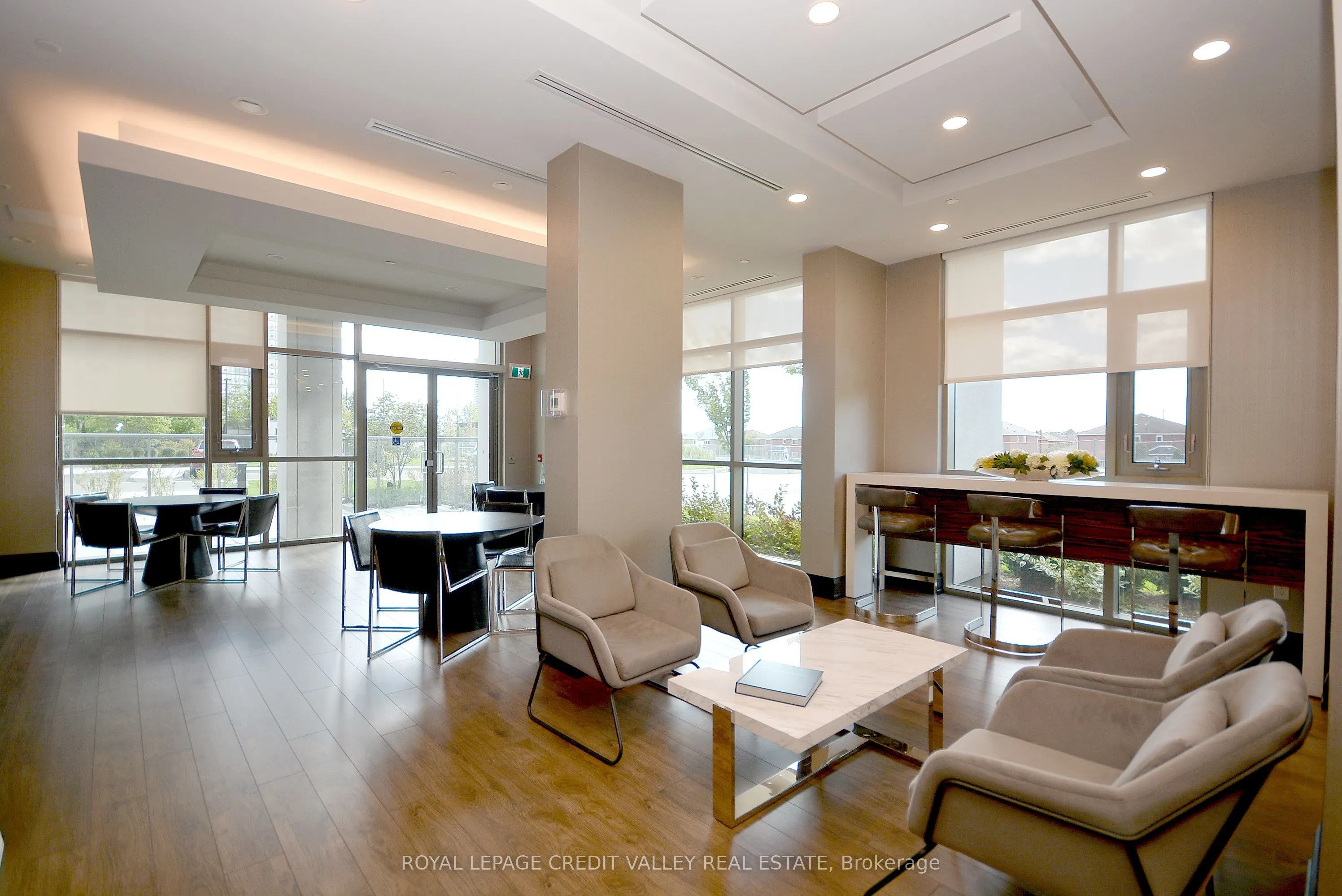 349 Rathburn Road, #709