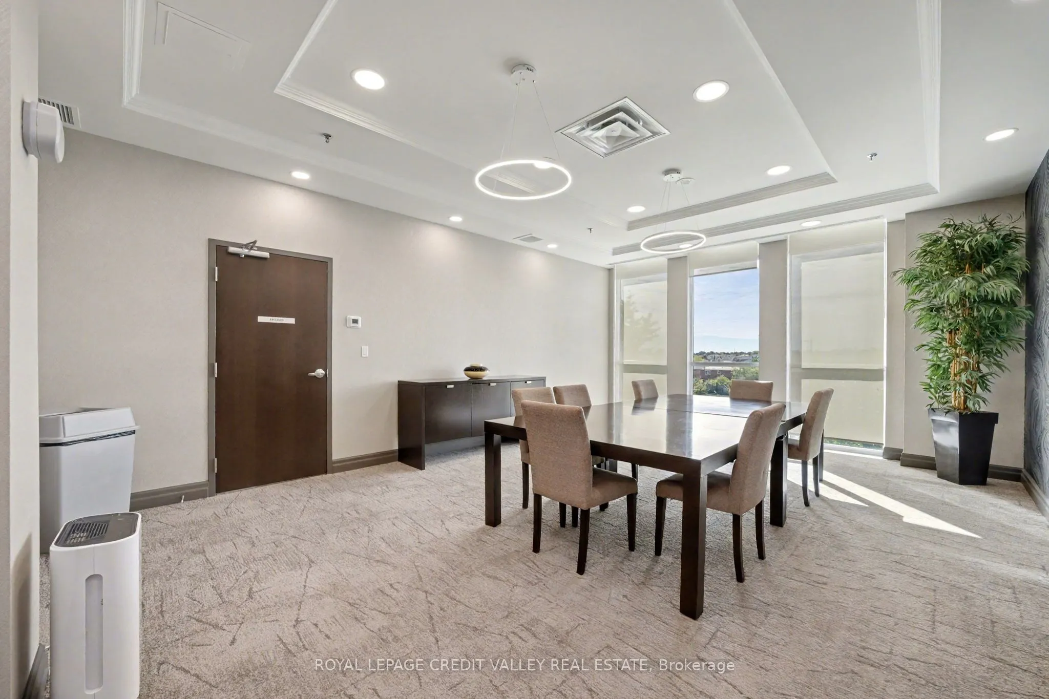 349 Rathburn Road, #709