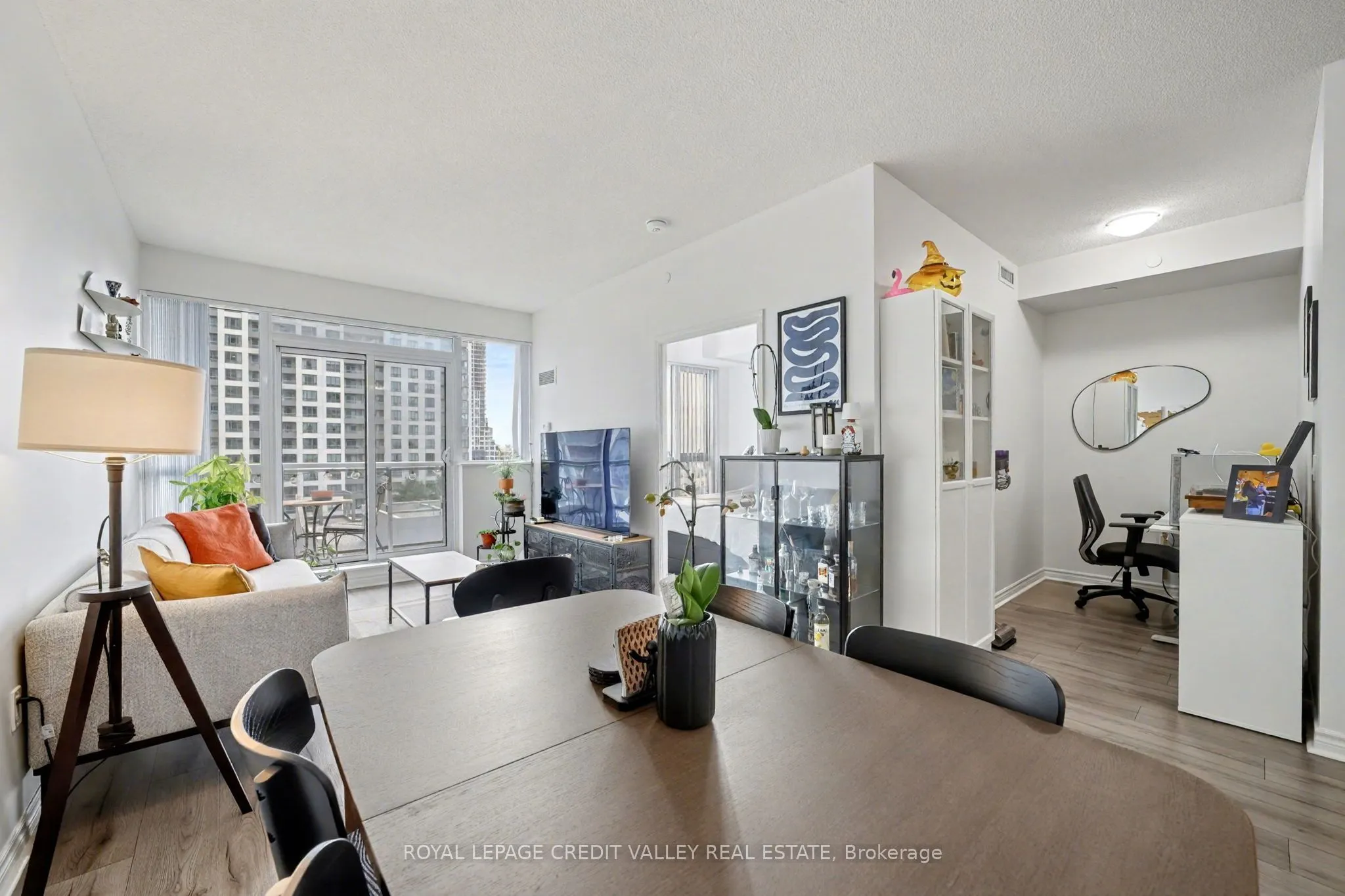 349 Rathburn Road, #709