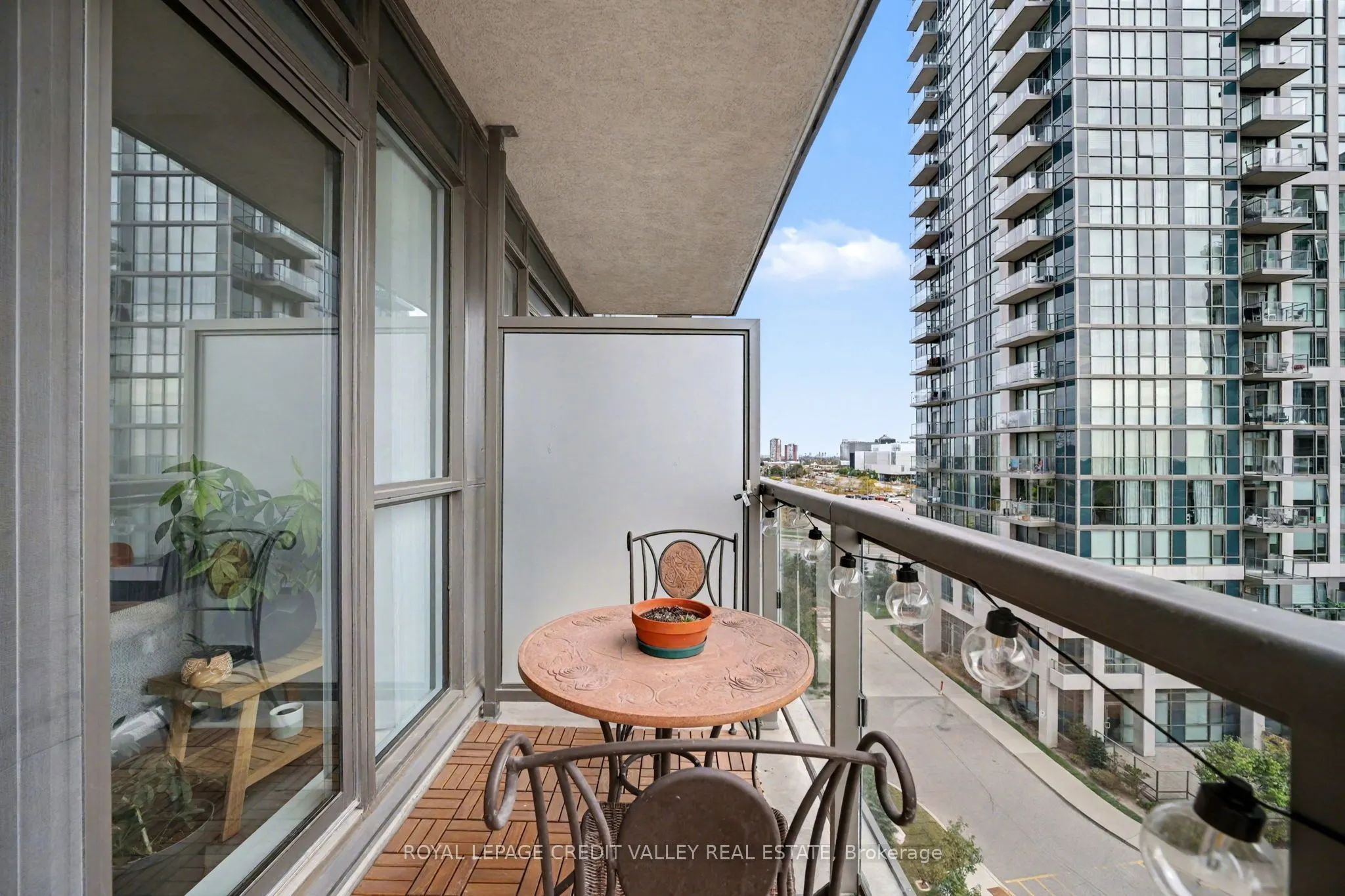 349 Rathburn Road, #709