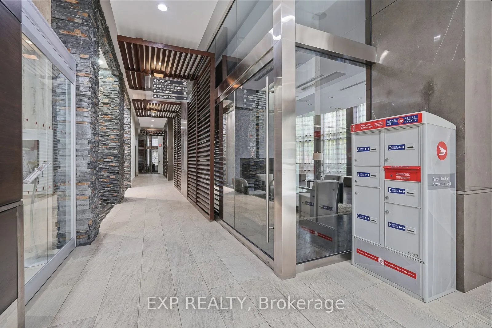 330 Burnhamthorpe Road W, #209