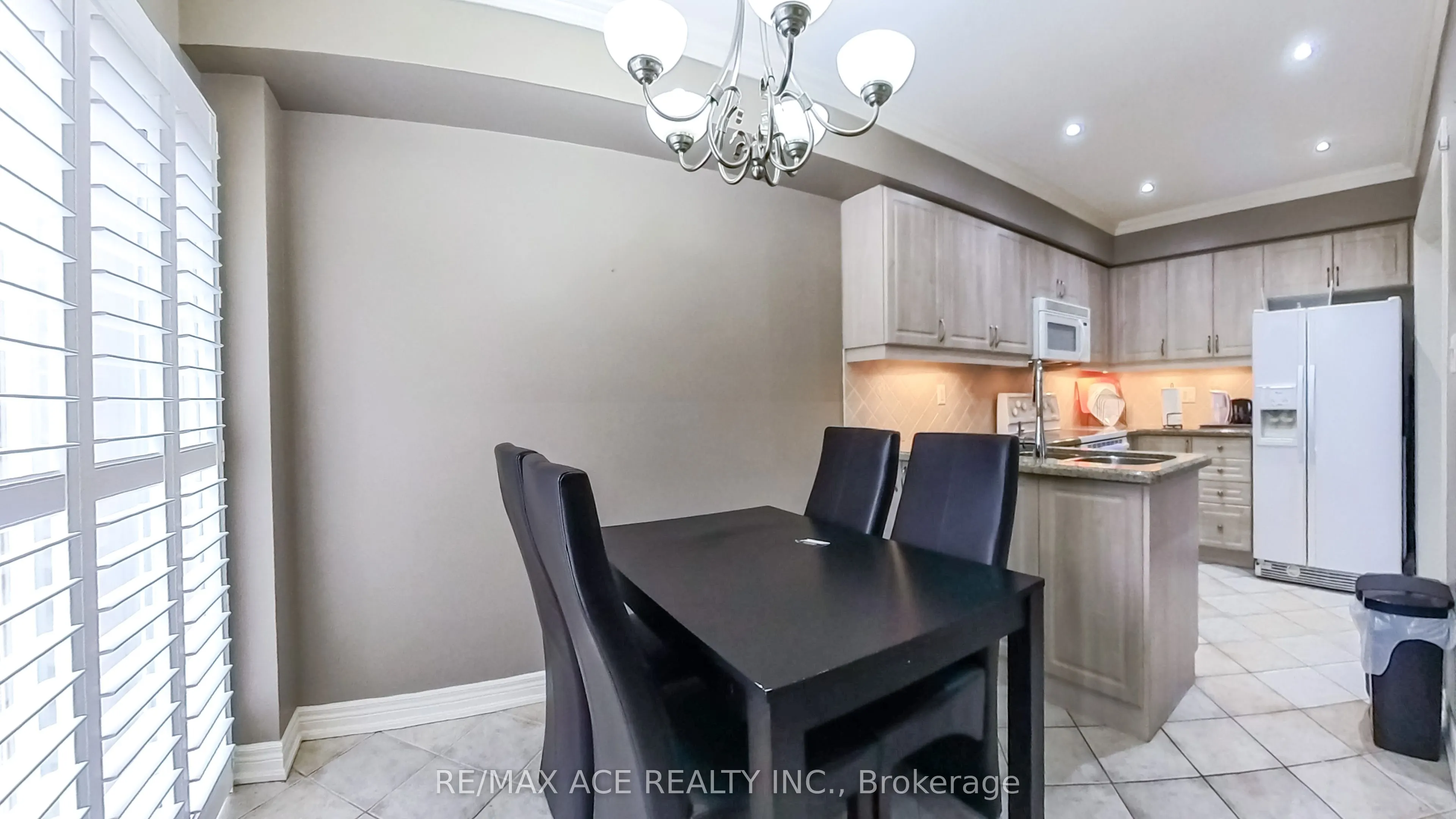 873 Fable Crescent