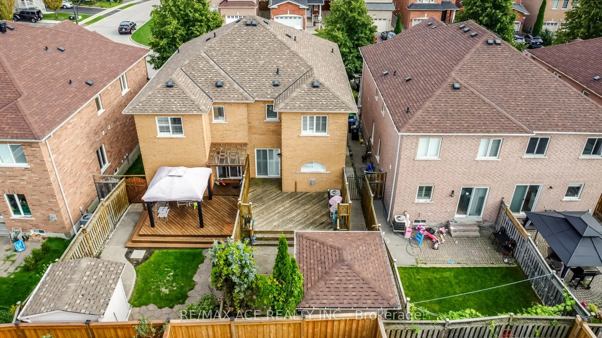 873 Fable Crescent