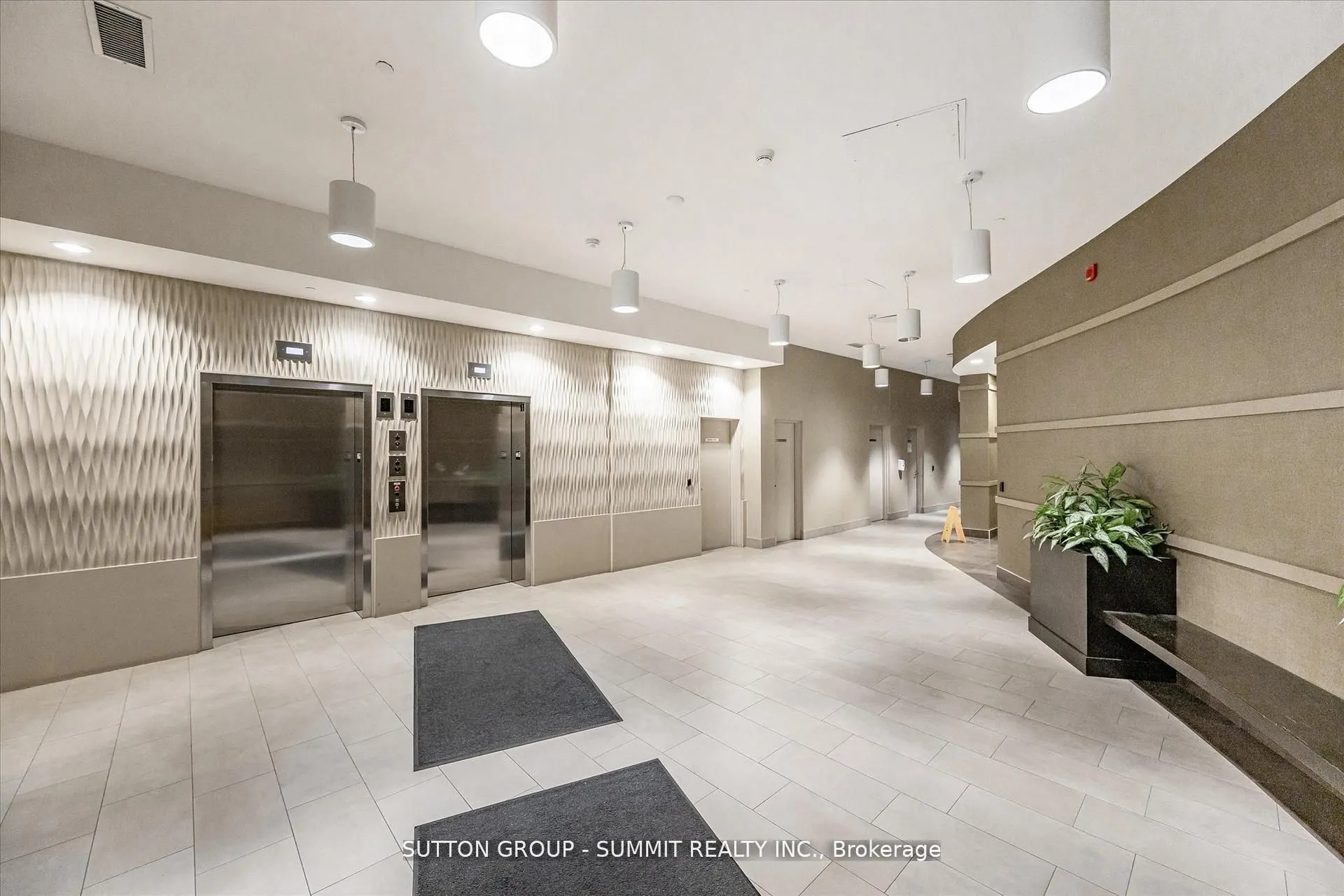 216 Oak Park Boulevard, #433