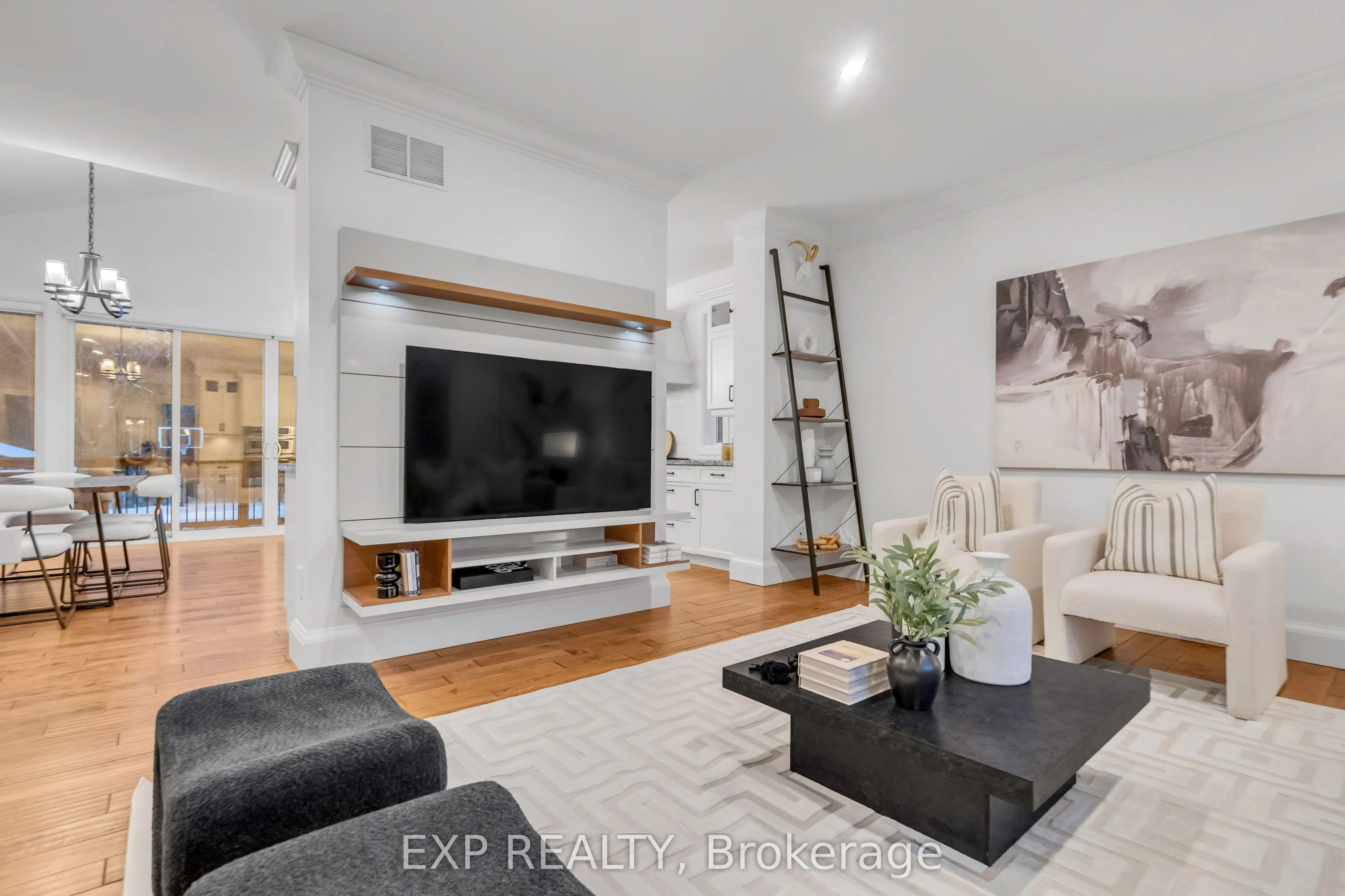 13379 Trafalgar Road