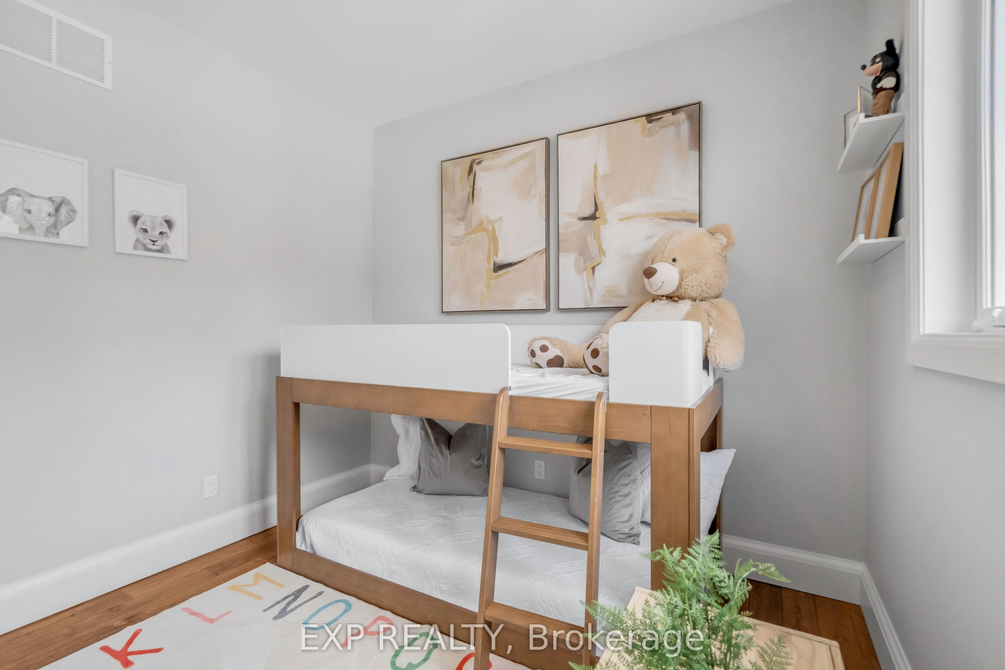 13379 Trafalgar Road