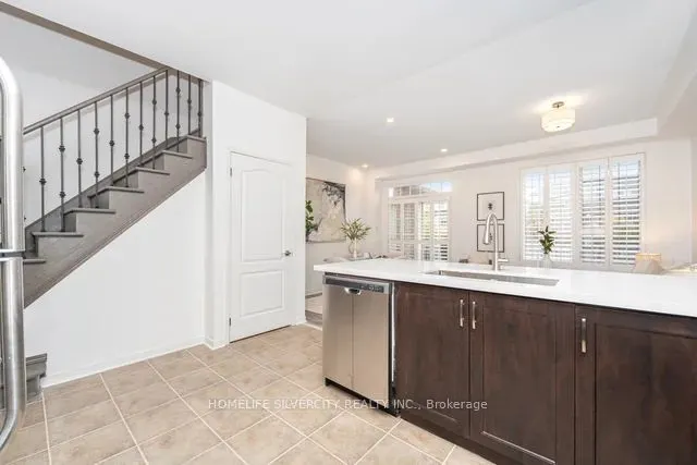 2397 Whistling Springs Crescent