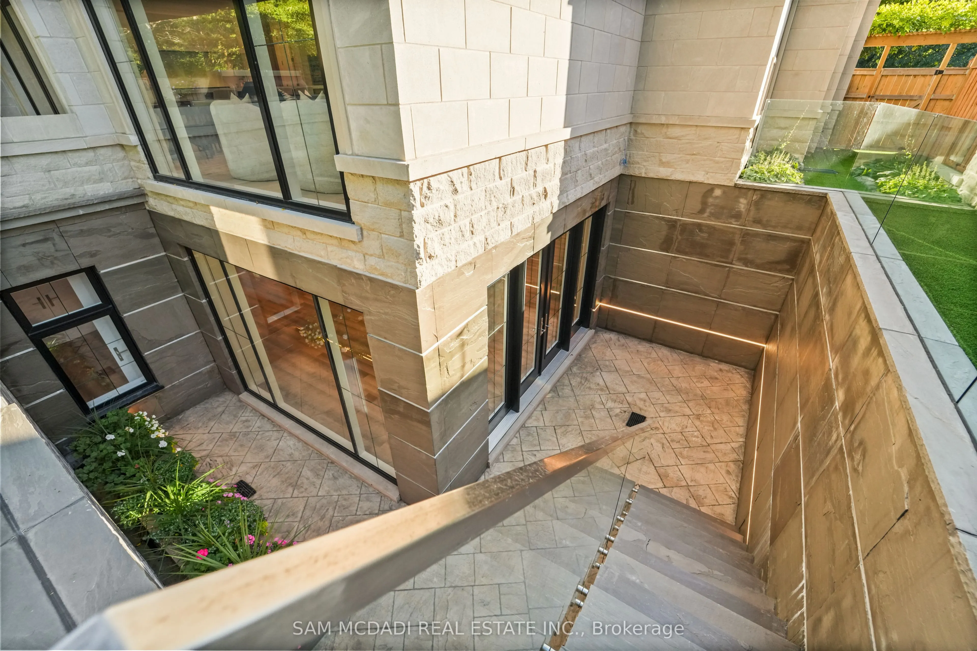 371 Willis Drive