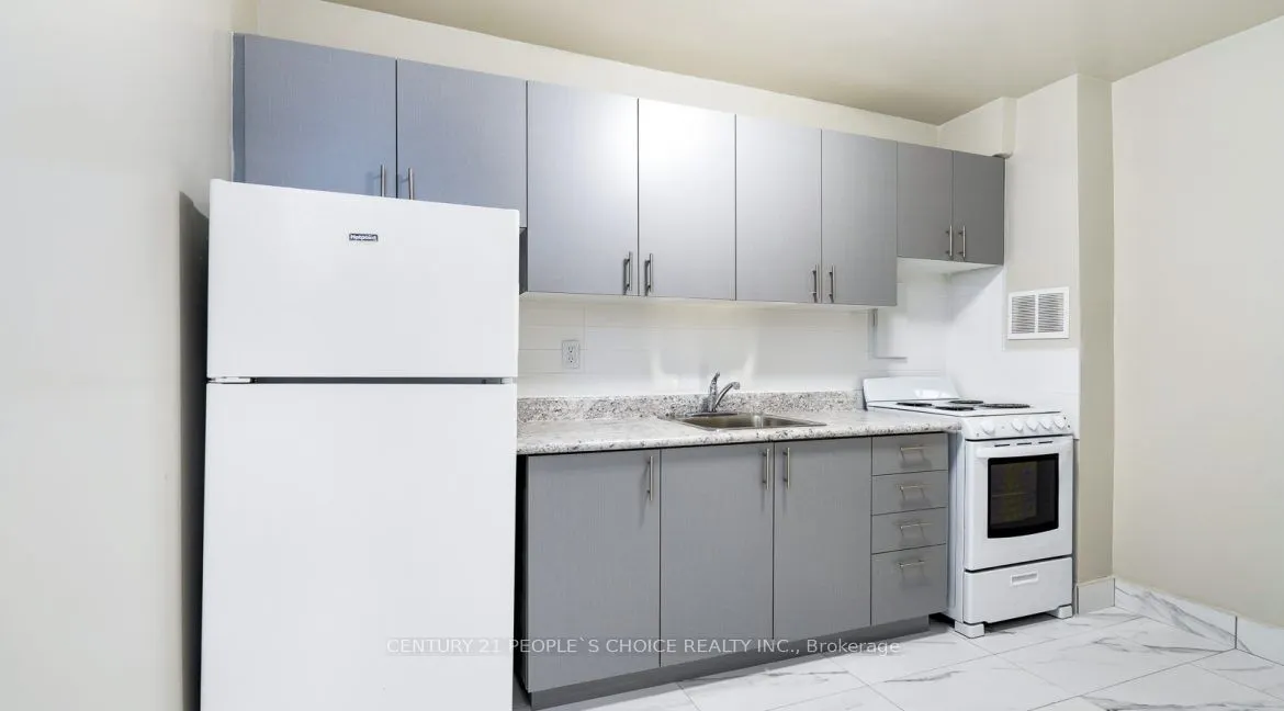 30 Speers Road, #1705