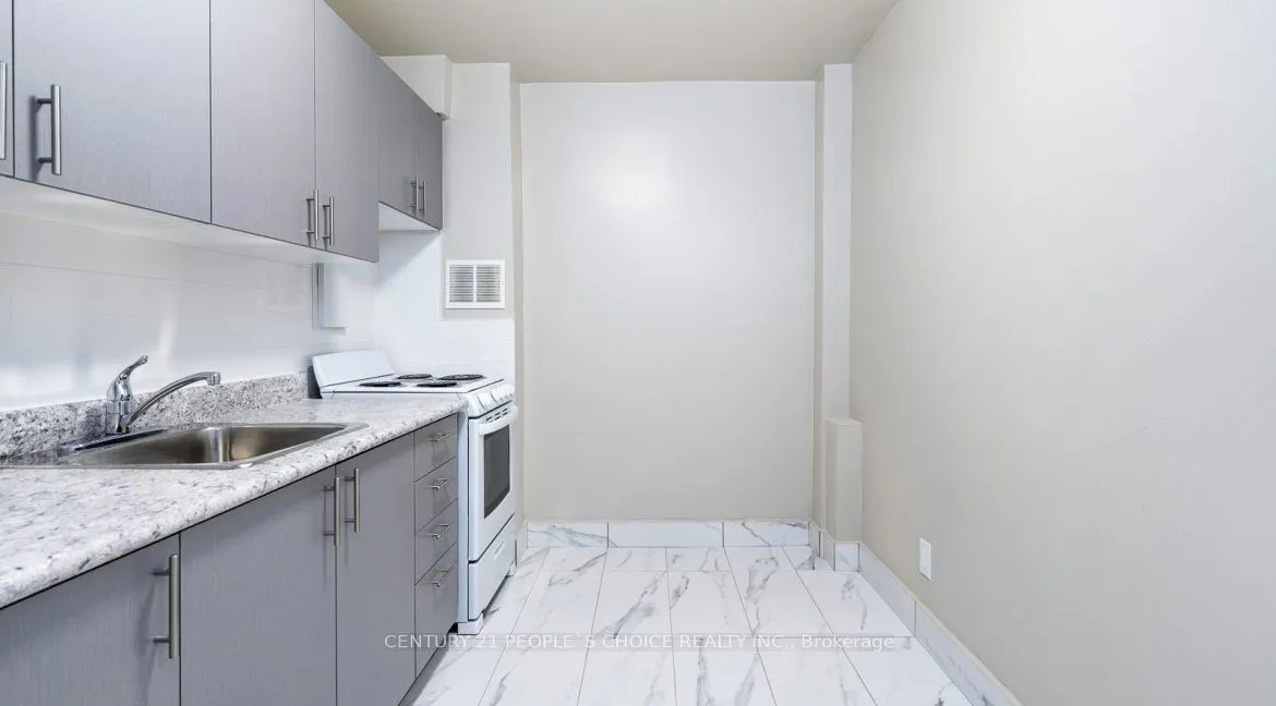 30 Speers Road, #1705