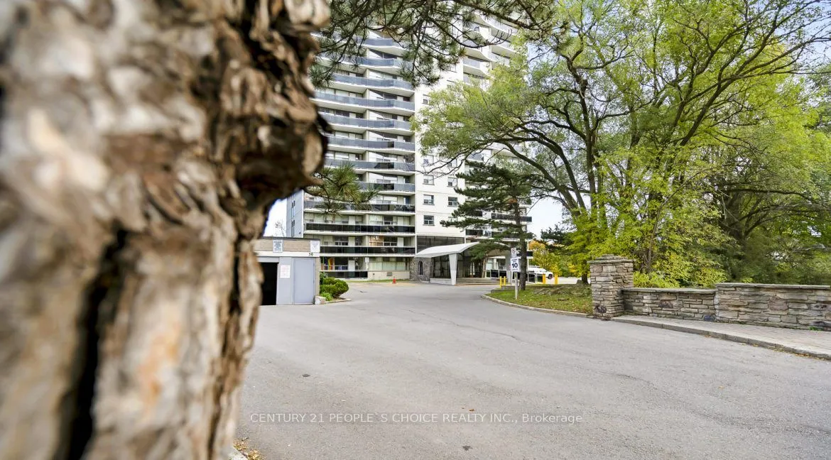 30 Speers Road, #1705