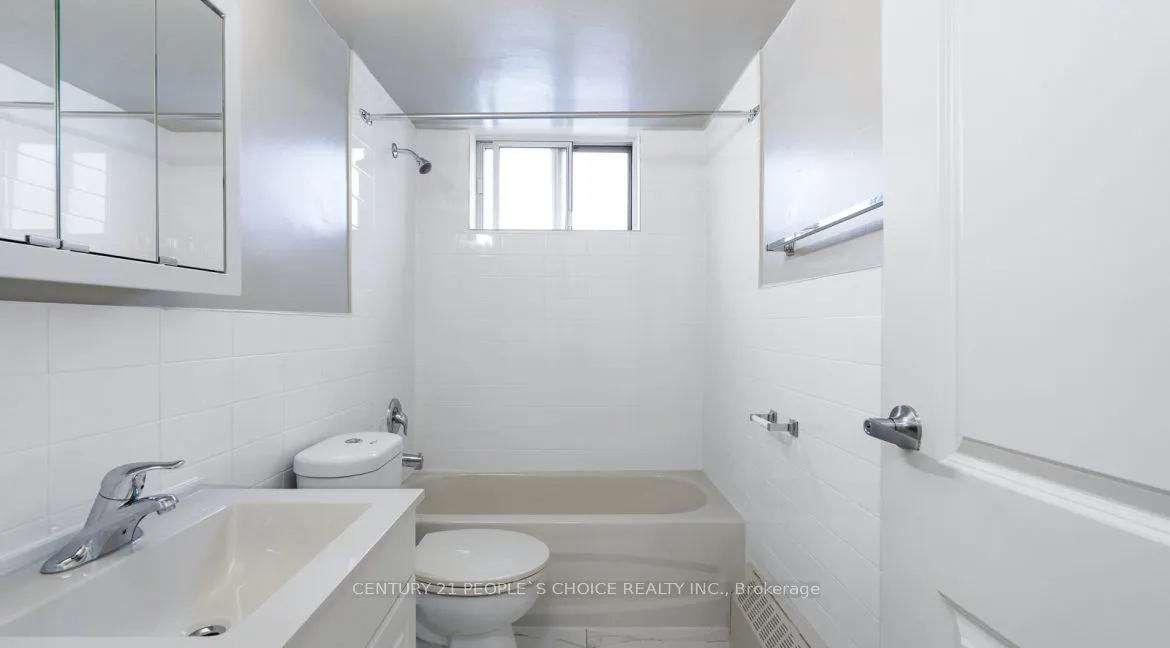 30 Speers Road, #1705