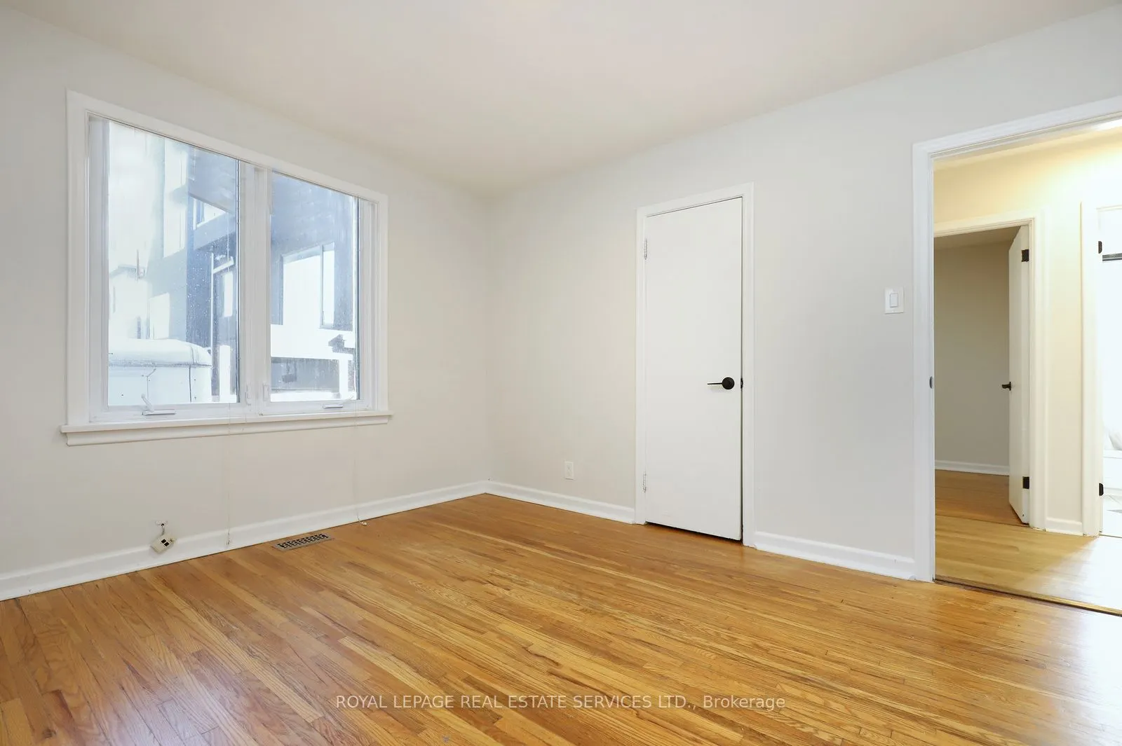 13 Benson Avenue, #Main Floor