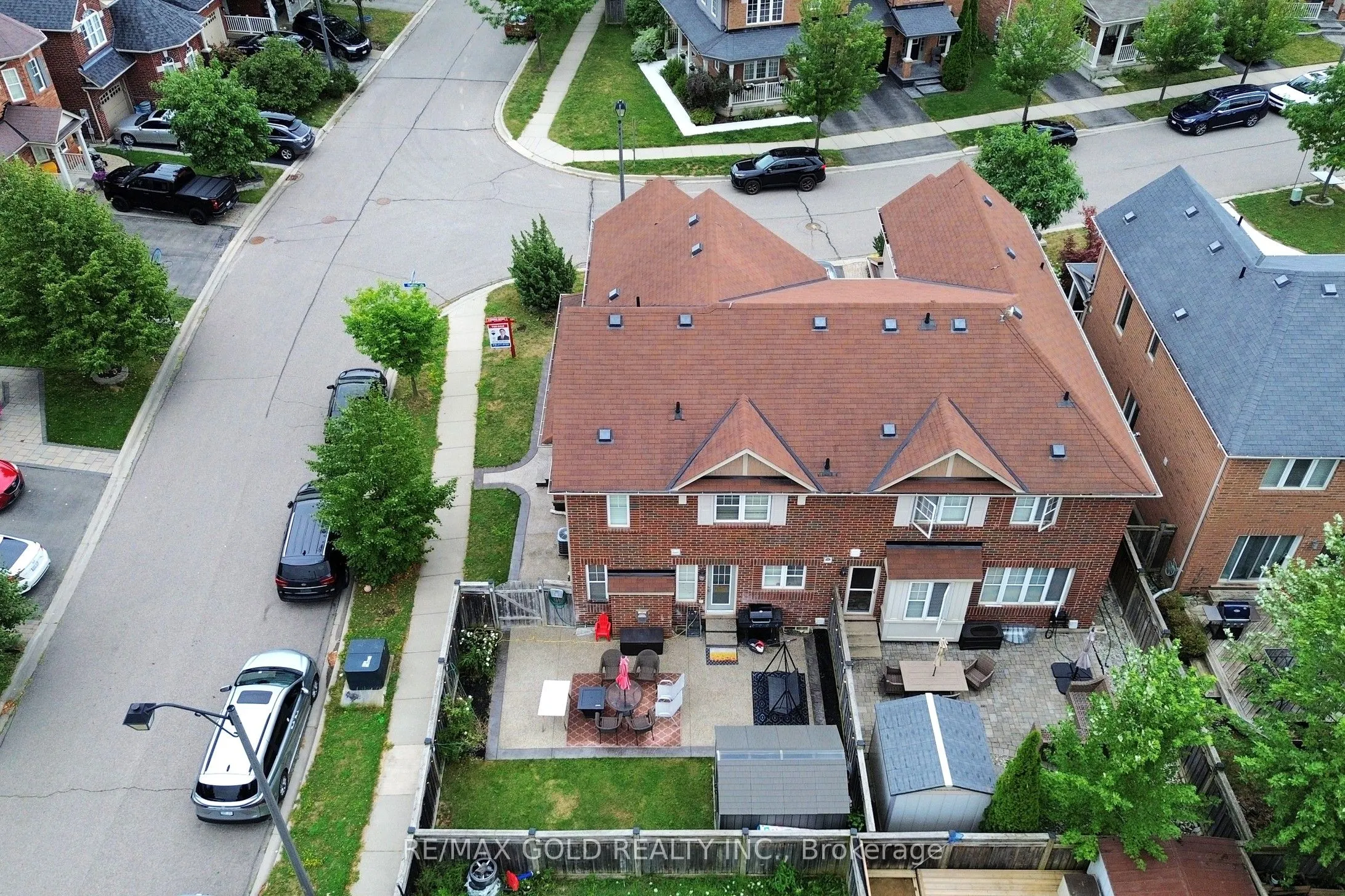 933 Raftis Crescent