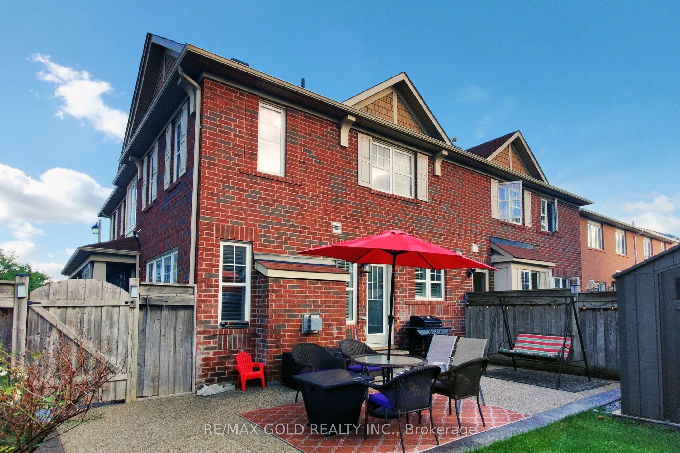933 Raftis Crescent