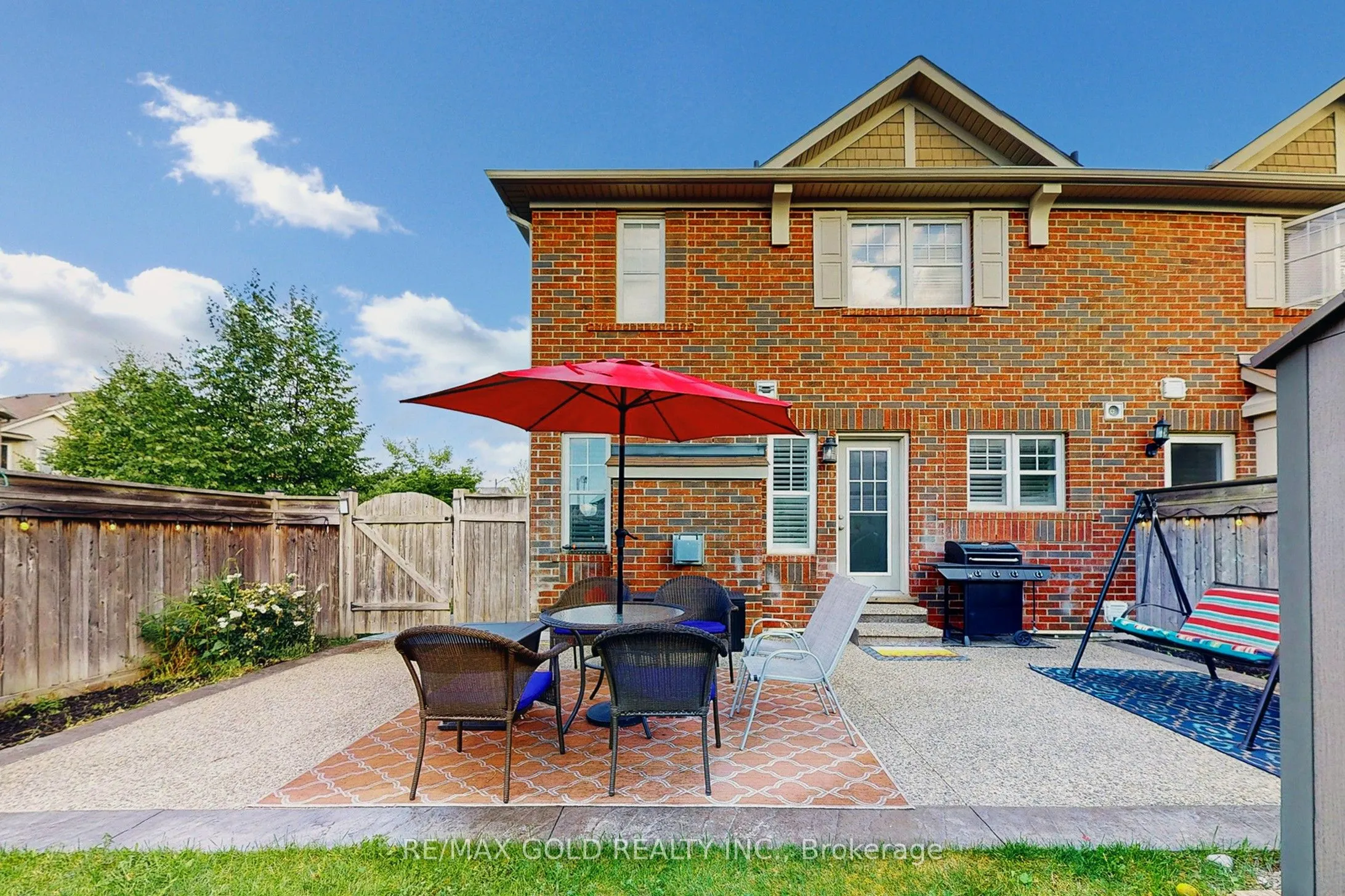 933 Raftis Crescent