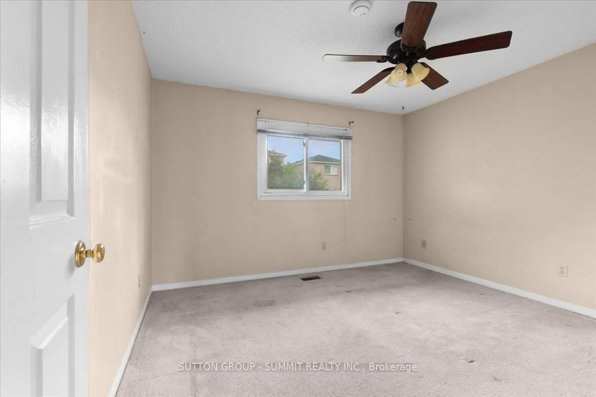 102 Sunforest Drive