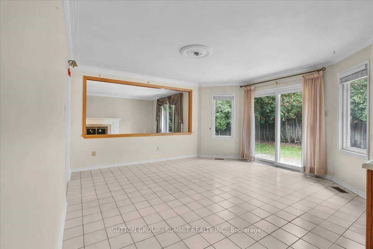 102 Sunforest Drive