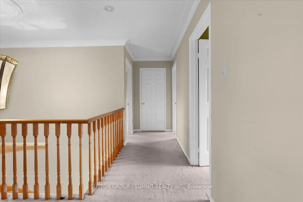 102 Sunforest Drive