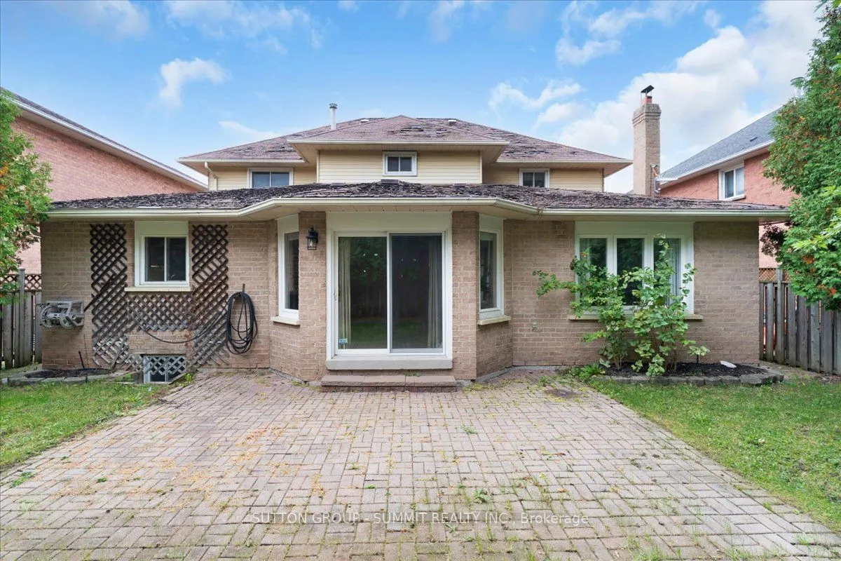 102 Sunforest Drive