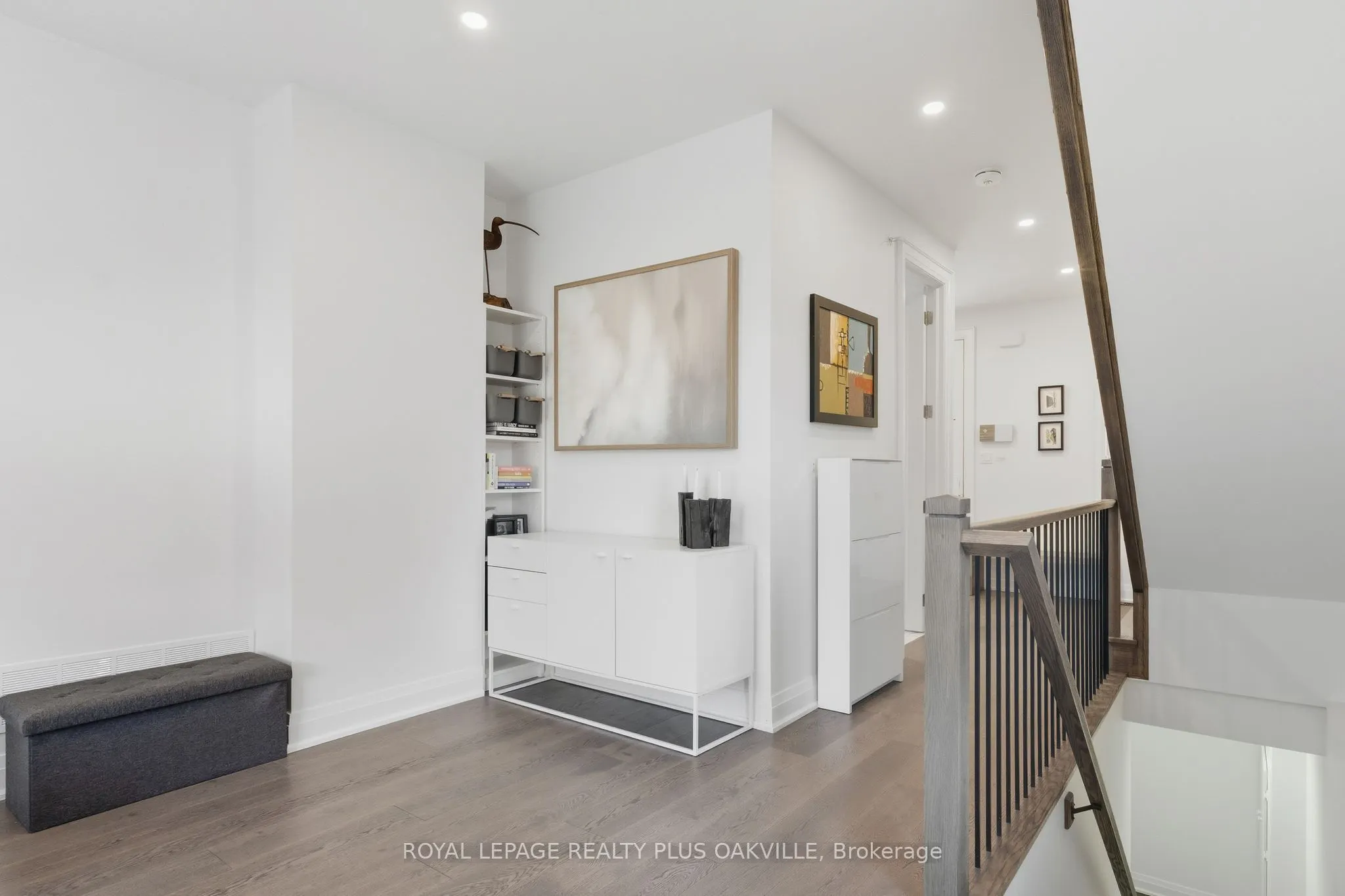 3228 Ellyn Common